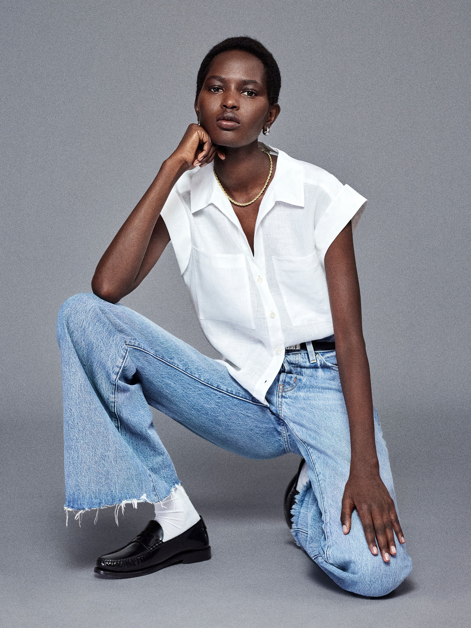 The Leisure Shirt in White - 2