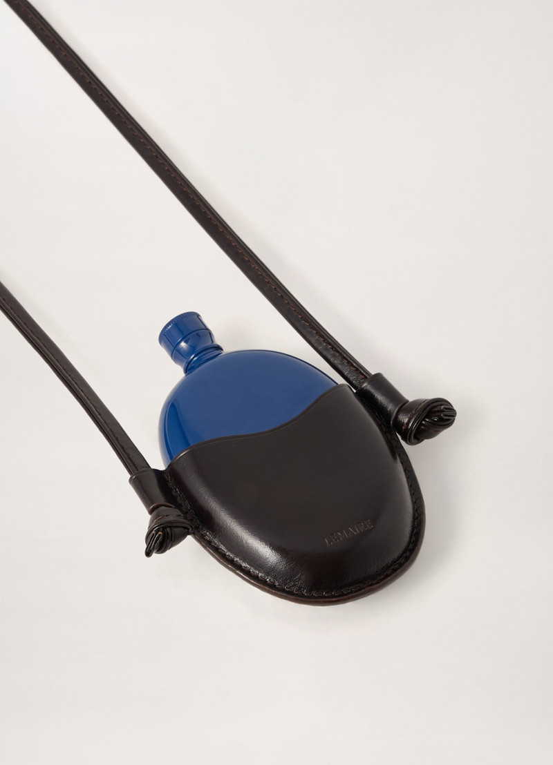 FLASK NECKLACE
VEGETAL TANNED LEATHER 4