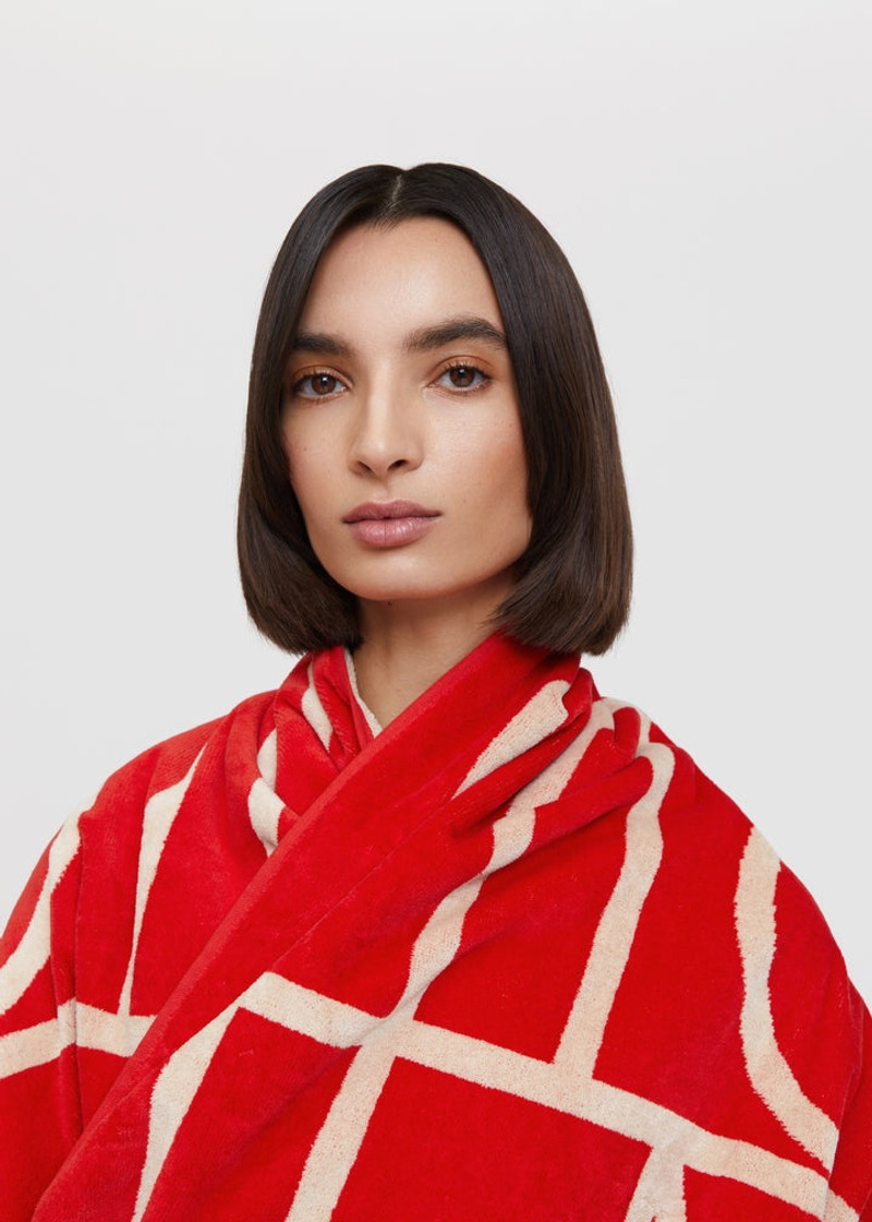 Monogram jacquard beach towel red 7