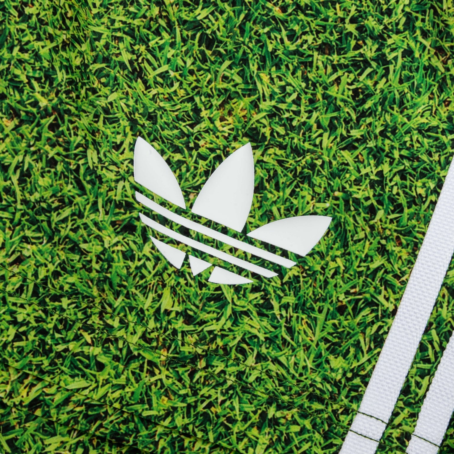 ADIDAS ORIGINALS X KERWIN FROST SHORTS - AOP GRASS - 4