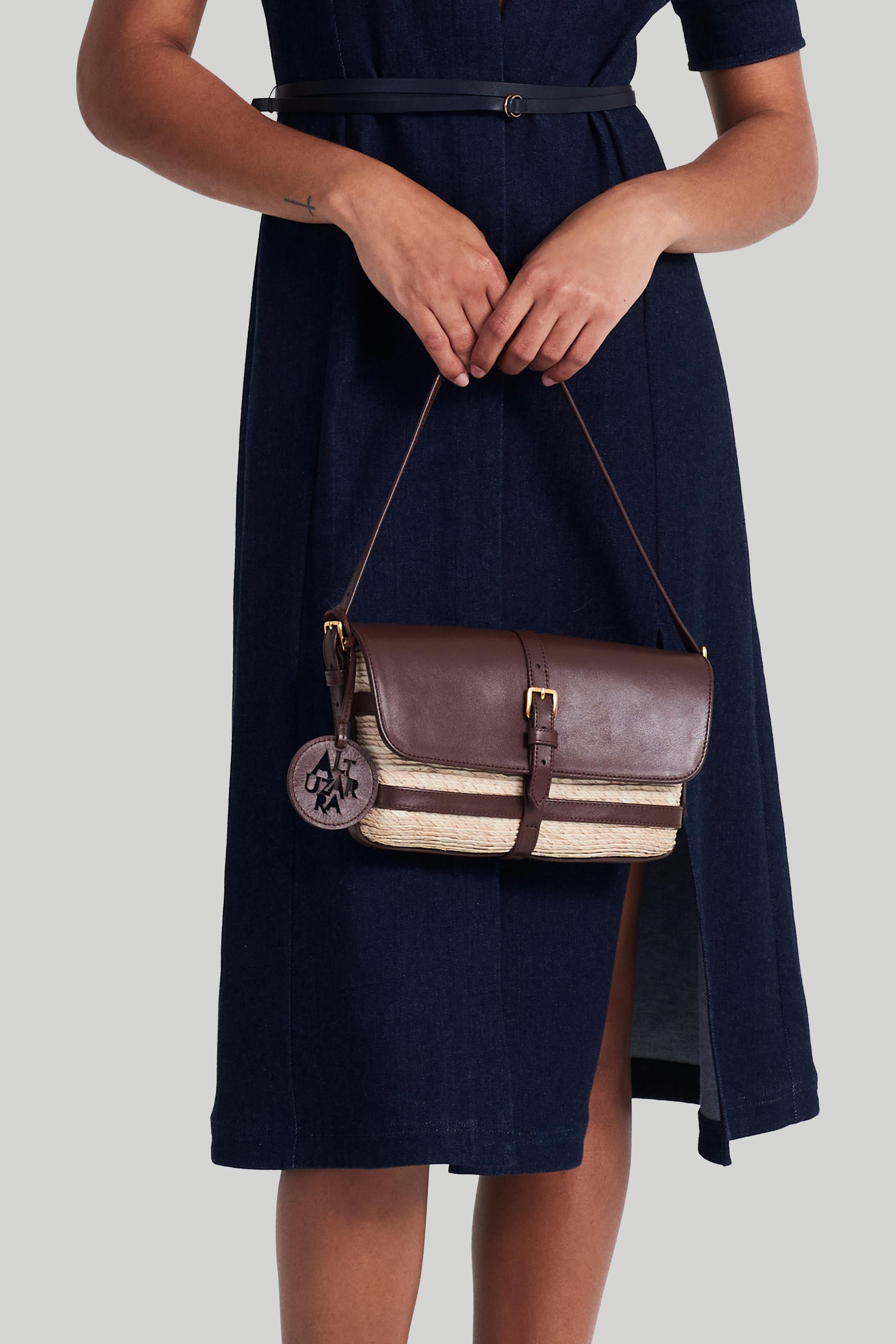 'WATERMILL' SHOULDER LEATHER FLAP - 2