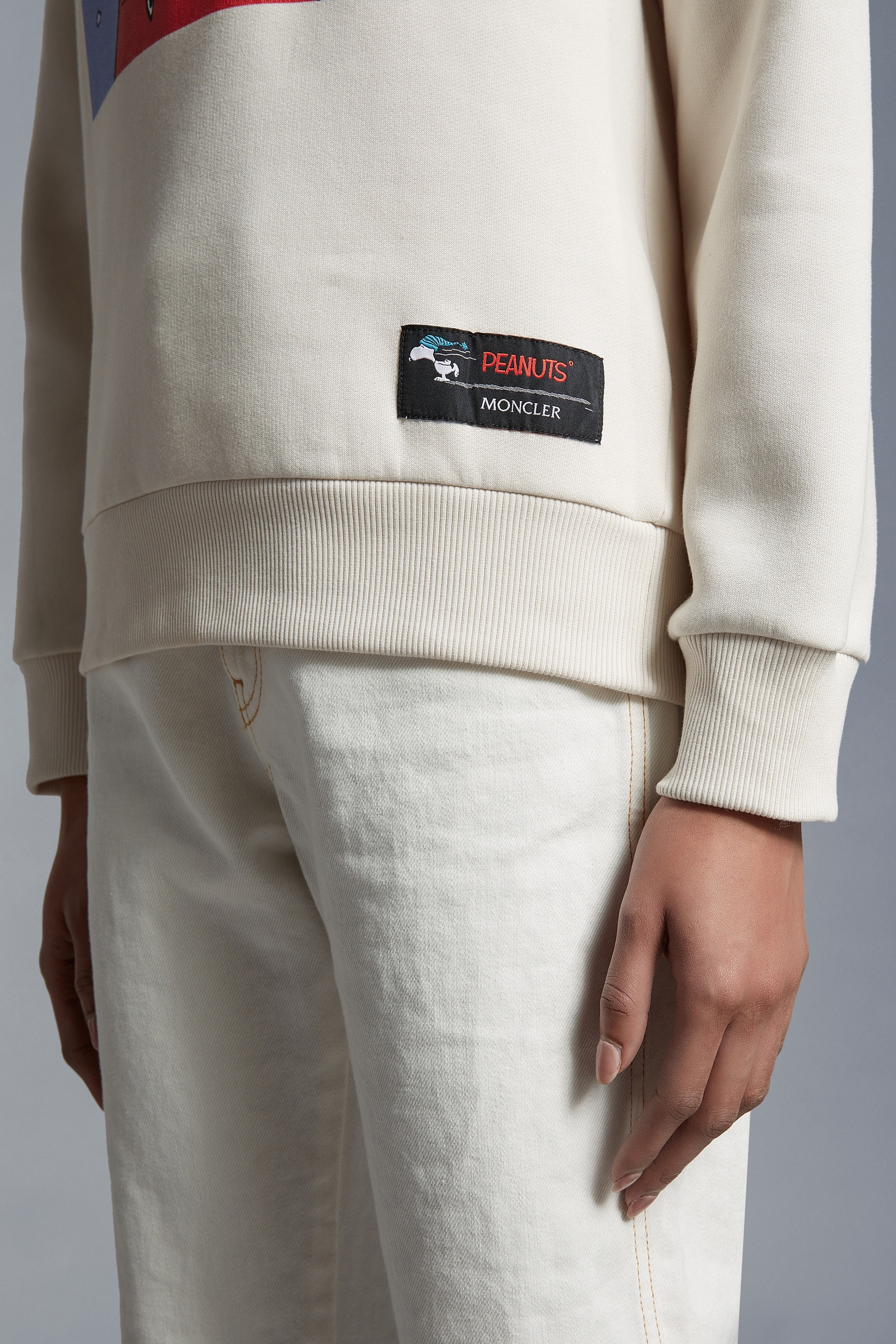 Moncler Peanuts Motif Hoodie - I10938G00040899M9001 | REVERSIBLE