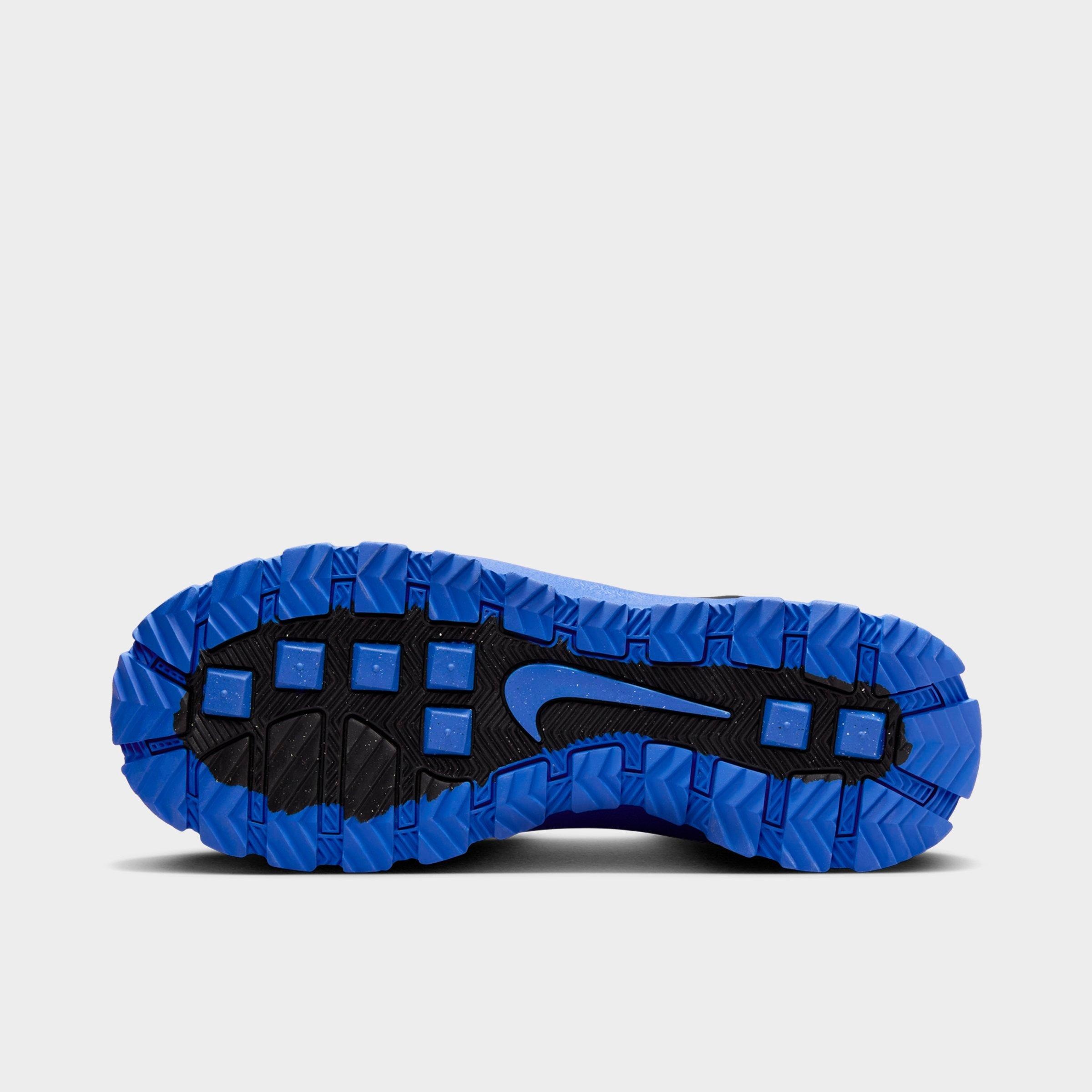 WOMEN'S NIKE BLAZER ROAM MID WINTERIZED SHOES - 6