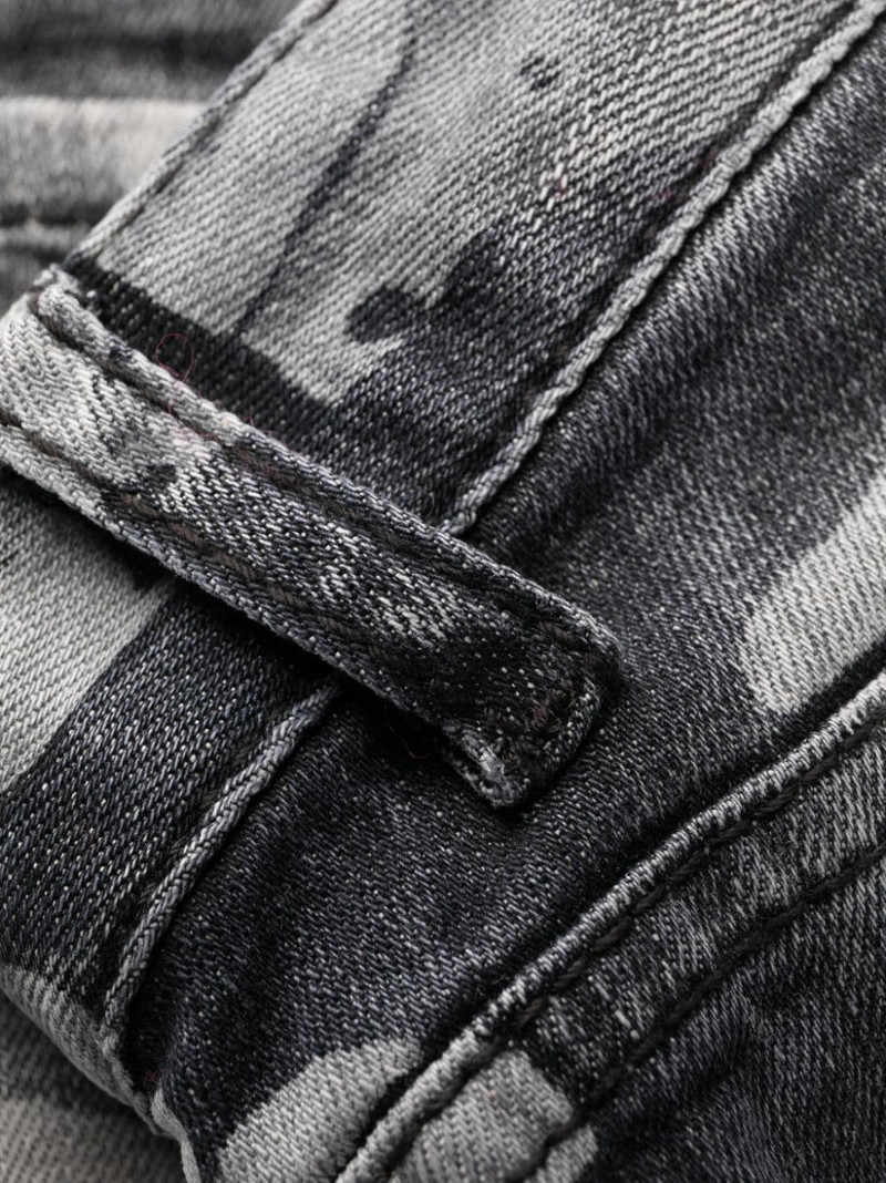 camouflage-print skinny jeans 7