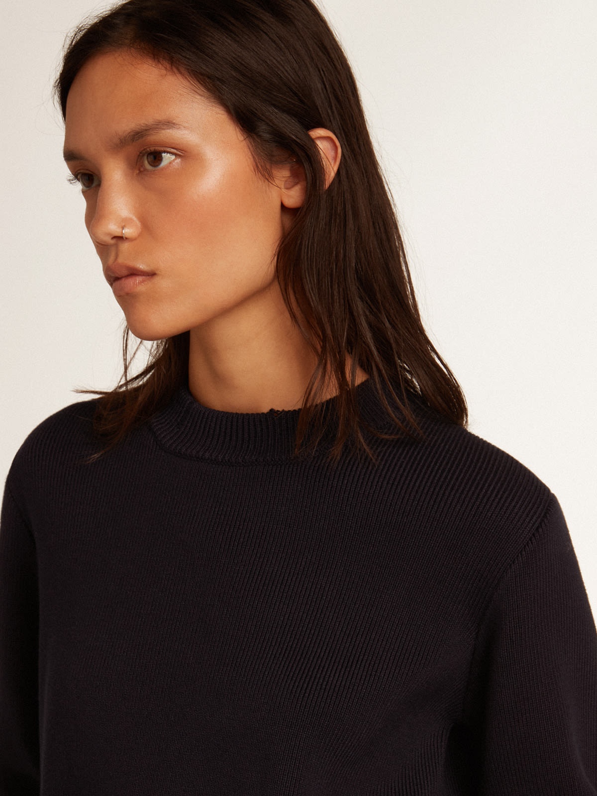 Women’s round-neck sweater in dark blue cotton - 2