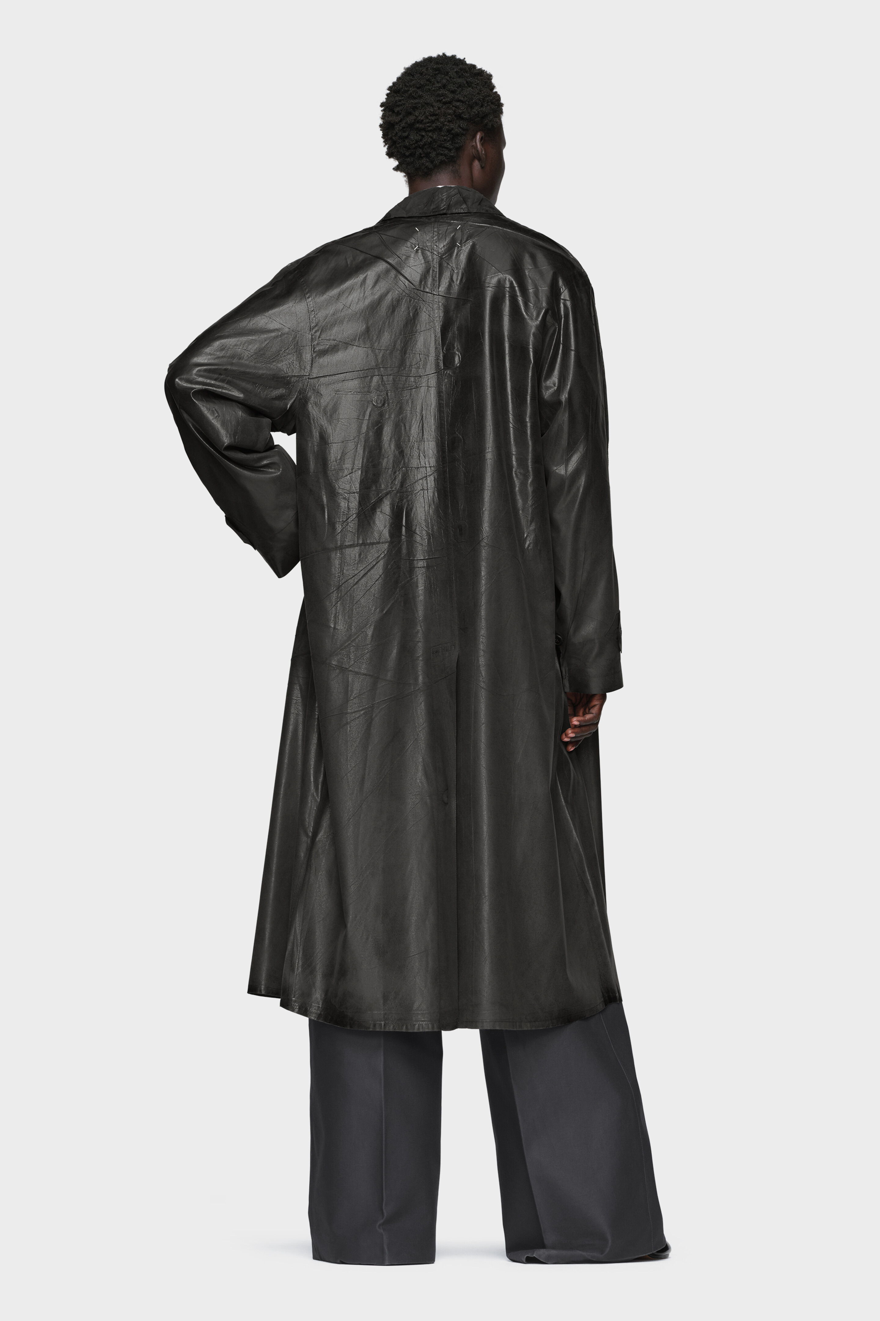 Foil-printed trench coat - 4