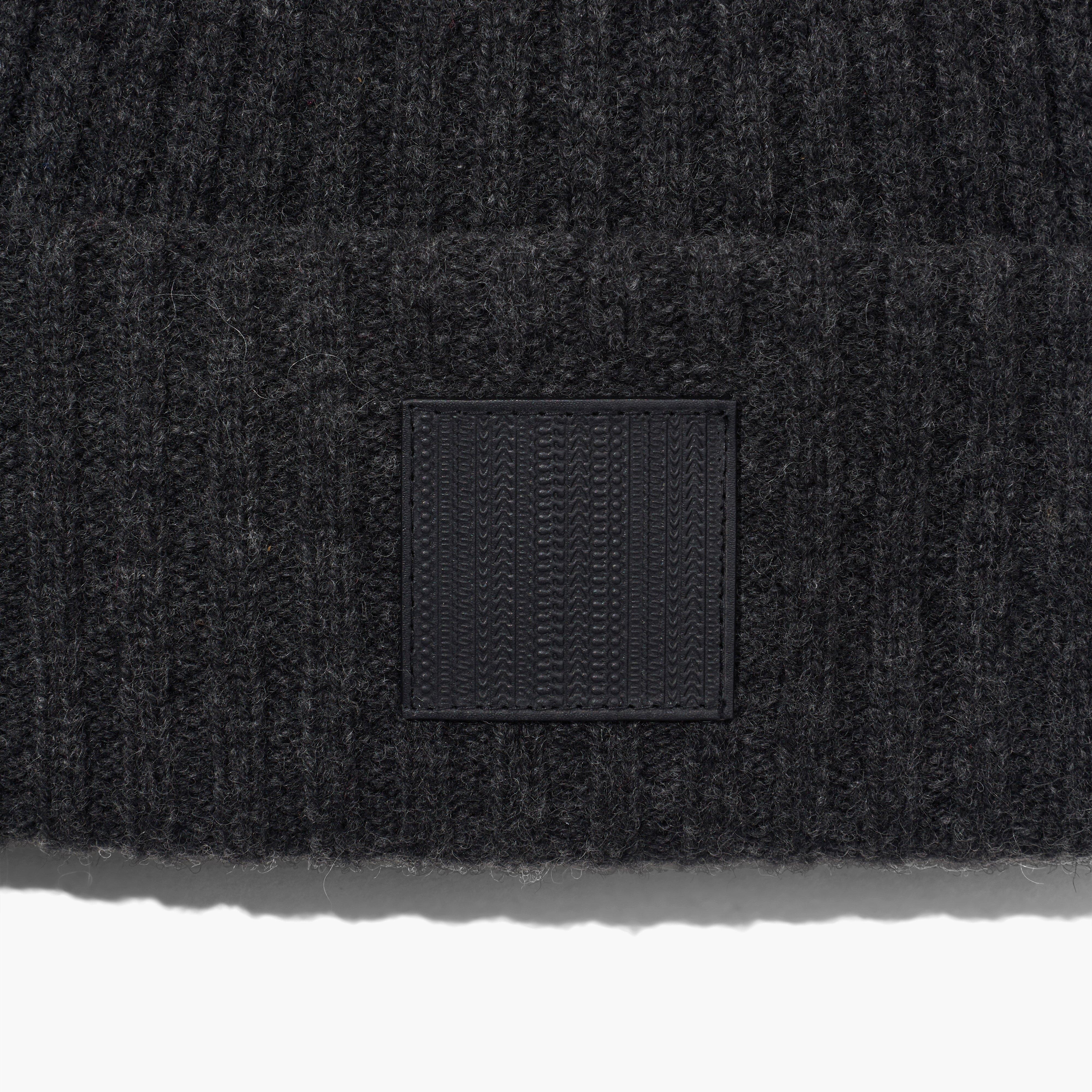 THE RIBBED BEANIE - 6