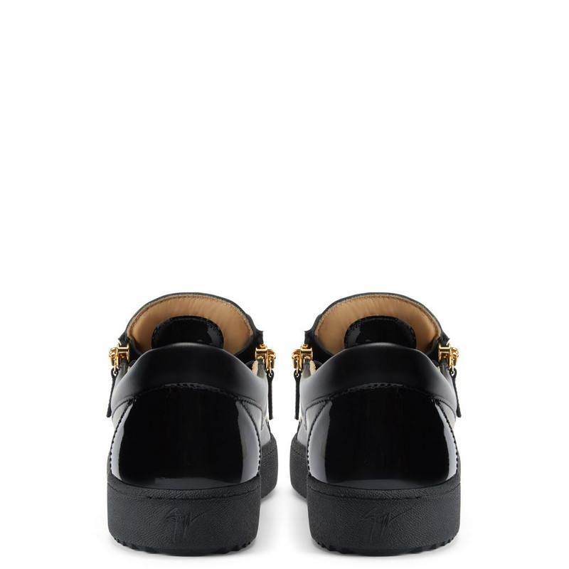 Giuseppe Zanotti Frankie outlook