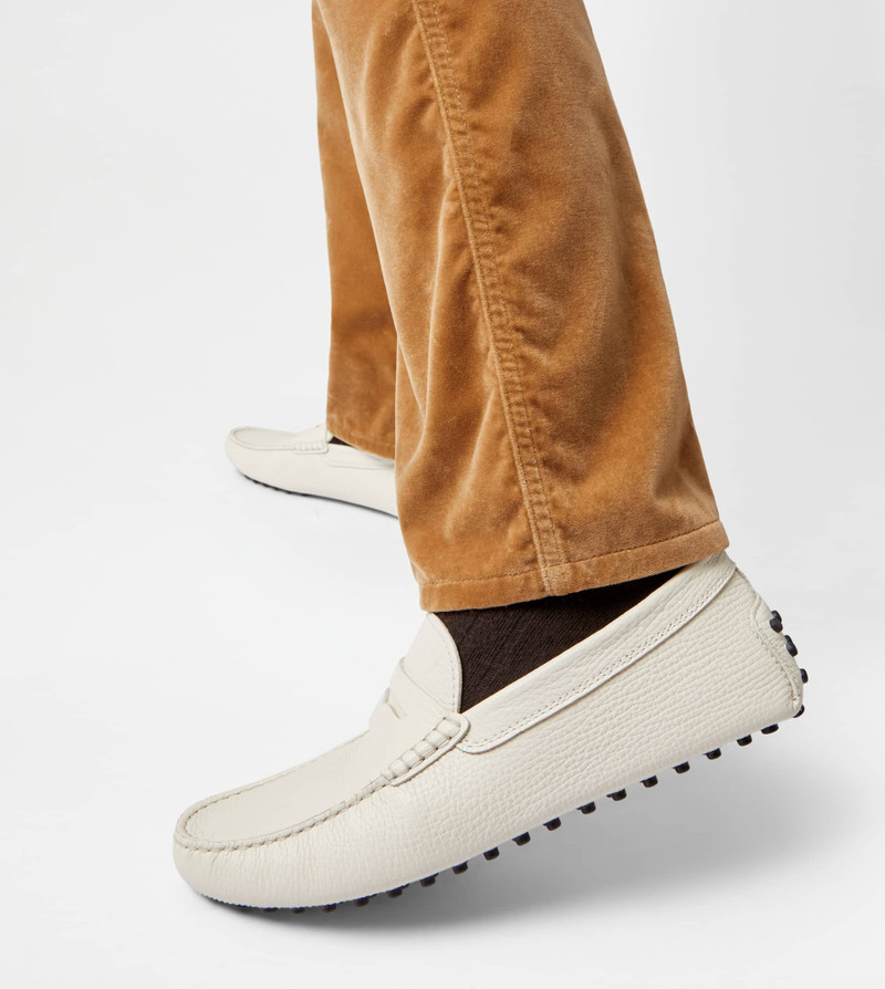 Tod's TOD'S GOMMINO DRIVING SHOES IN LEATHER - WHITE outlook