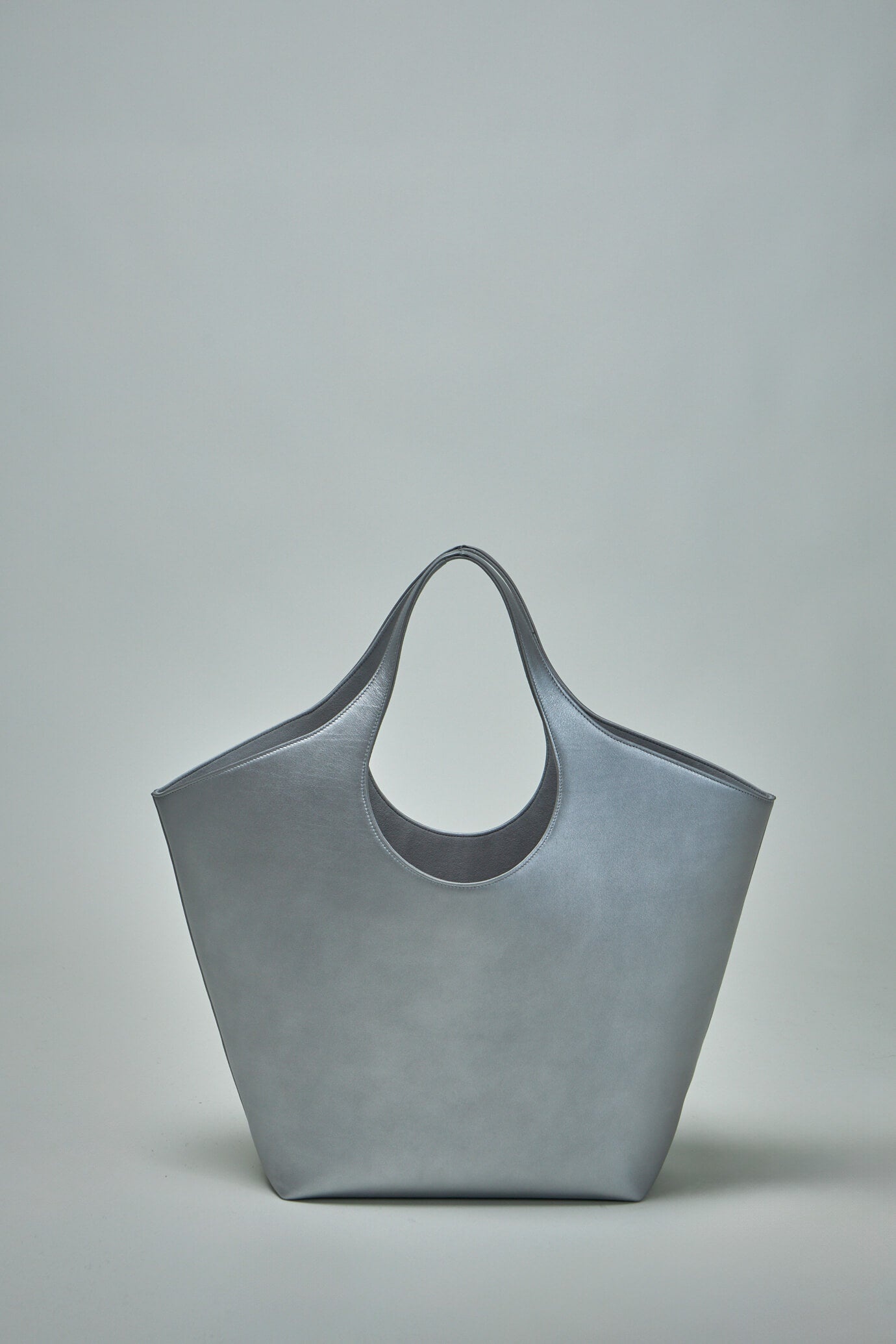 Mary-Kate Medium Tote Bag - 4