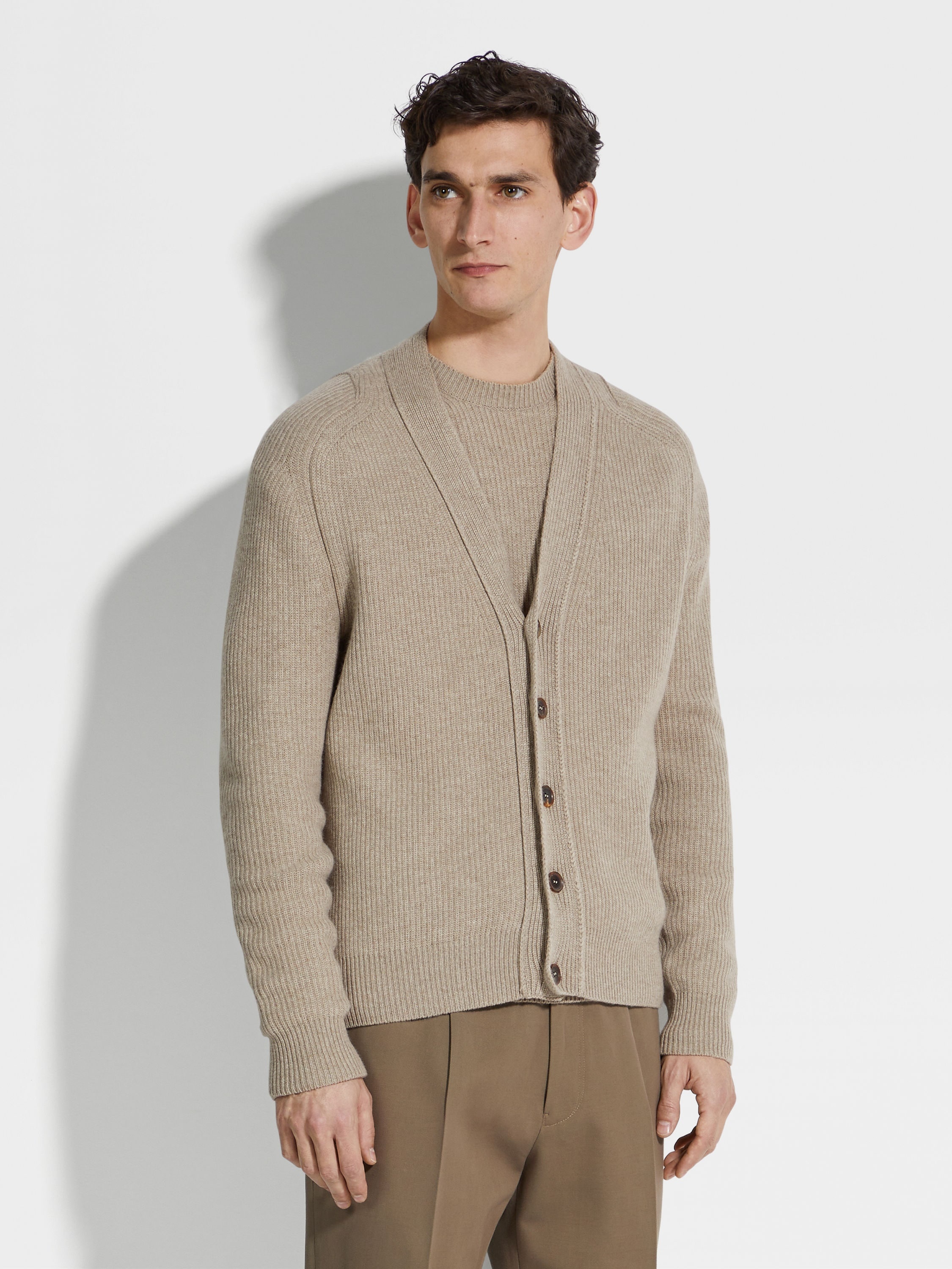 LIGHT TAUPE OASI CASHMERE CARDIGAN - 4