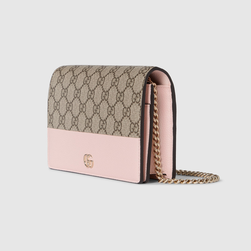 GUCCI GG Marmont bi-color wallet on chain outlook