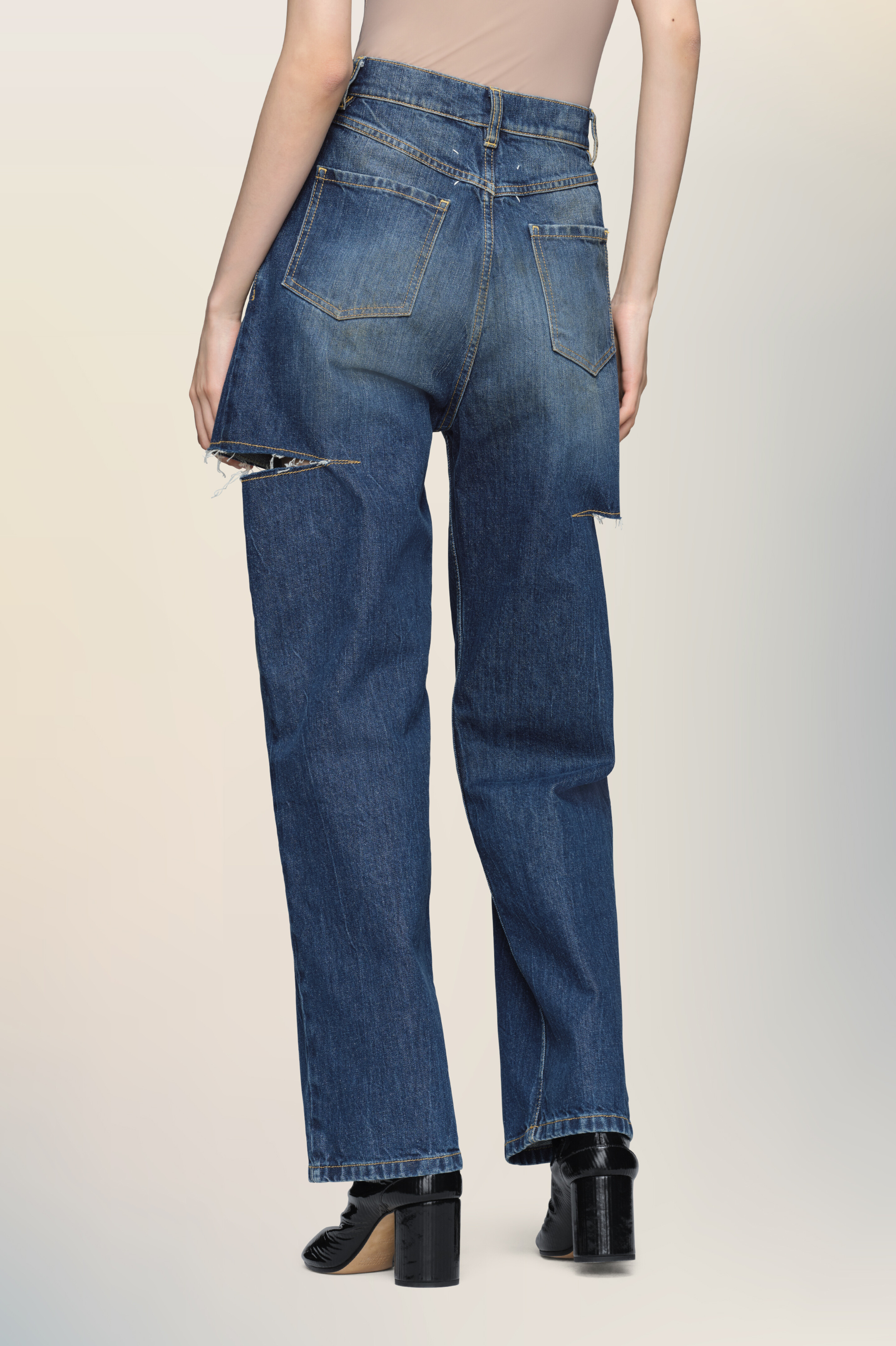 Cut-out jeans - 5