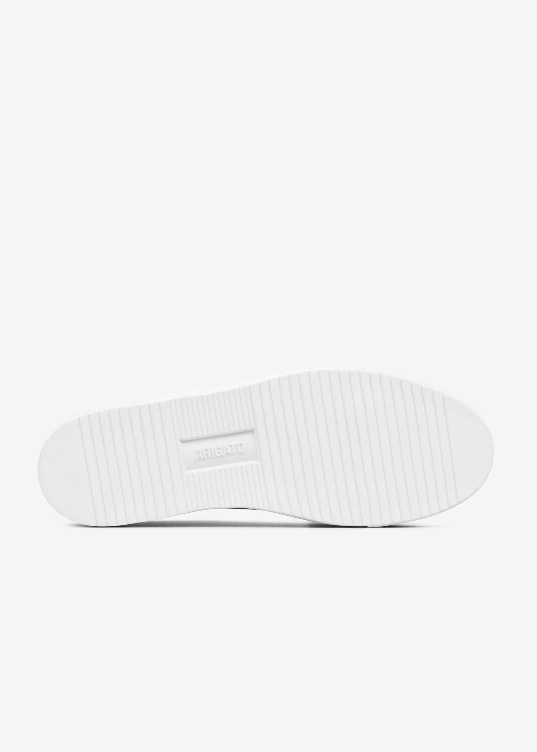 Clean 90 Triple Sneaker - 5