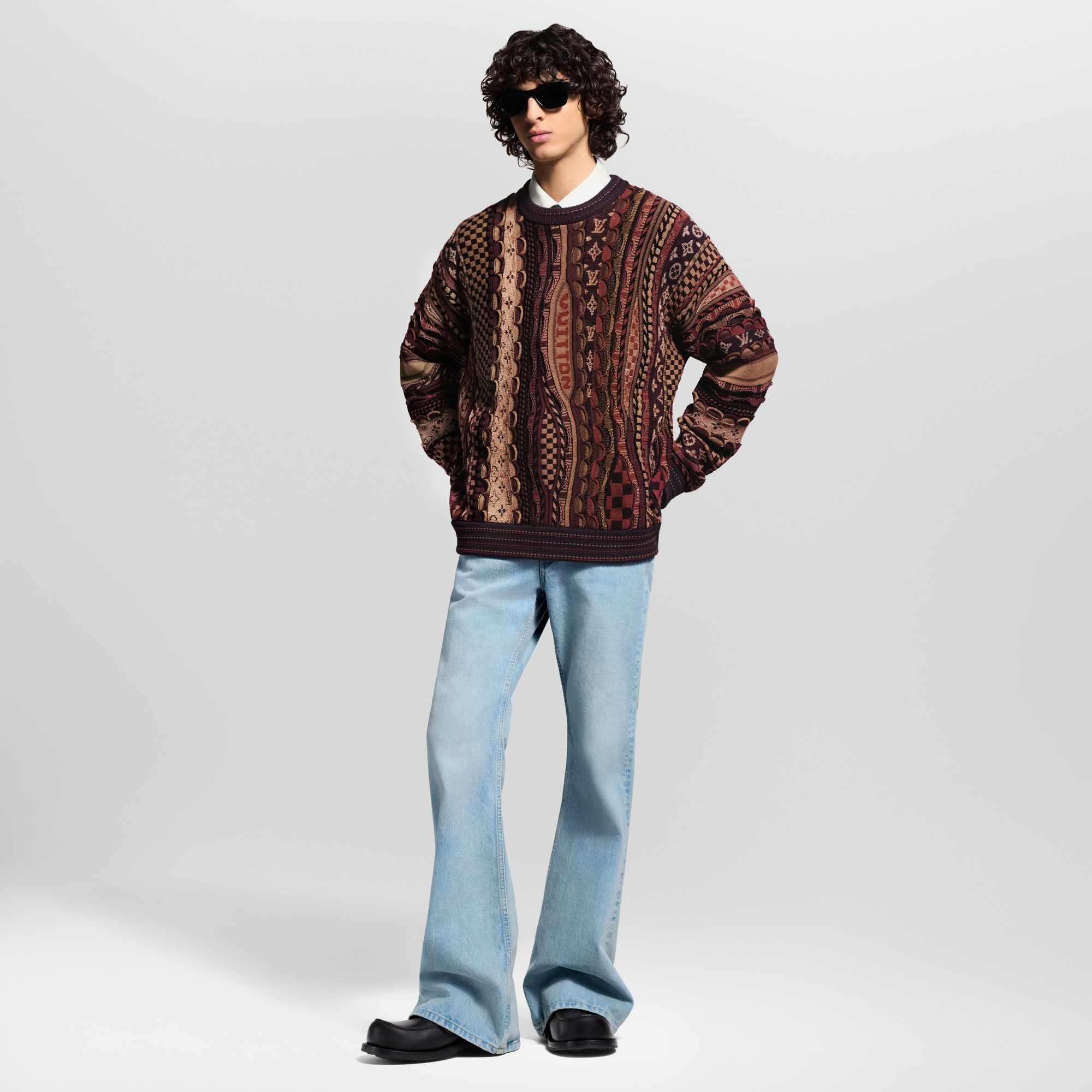 Long-Sleeved Crewneck - 3