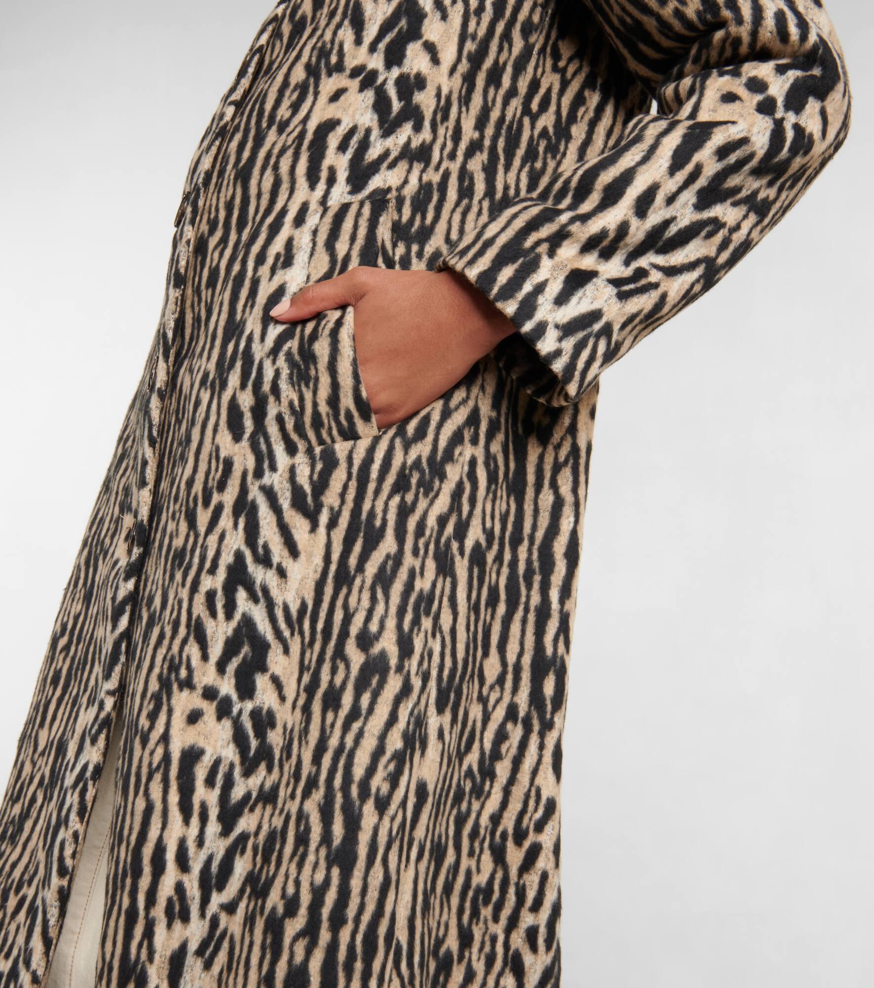 Milly leopard-print faux fur coat - 5