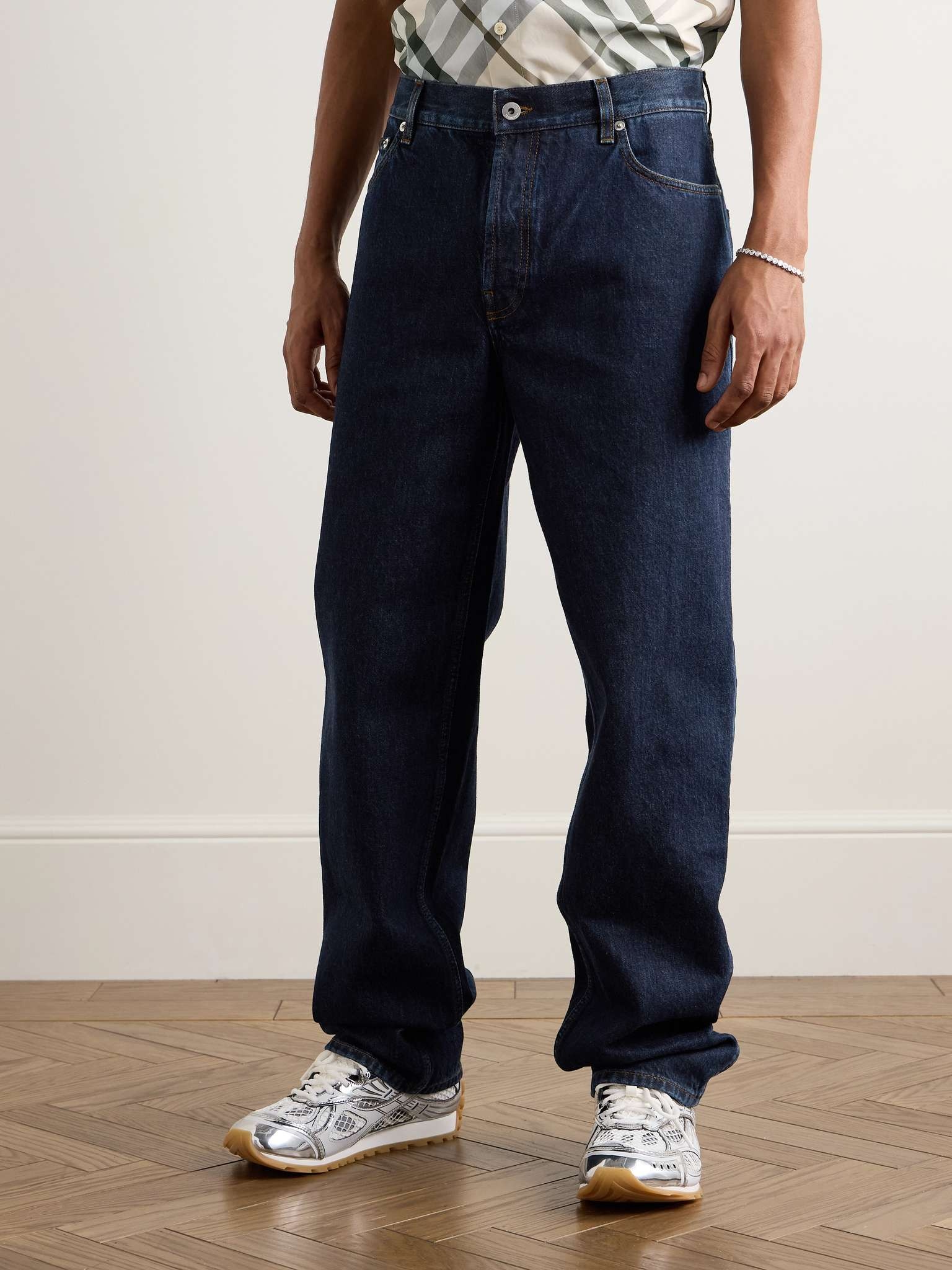 Straight-Leg Jeans - 3