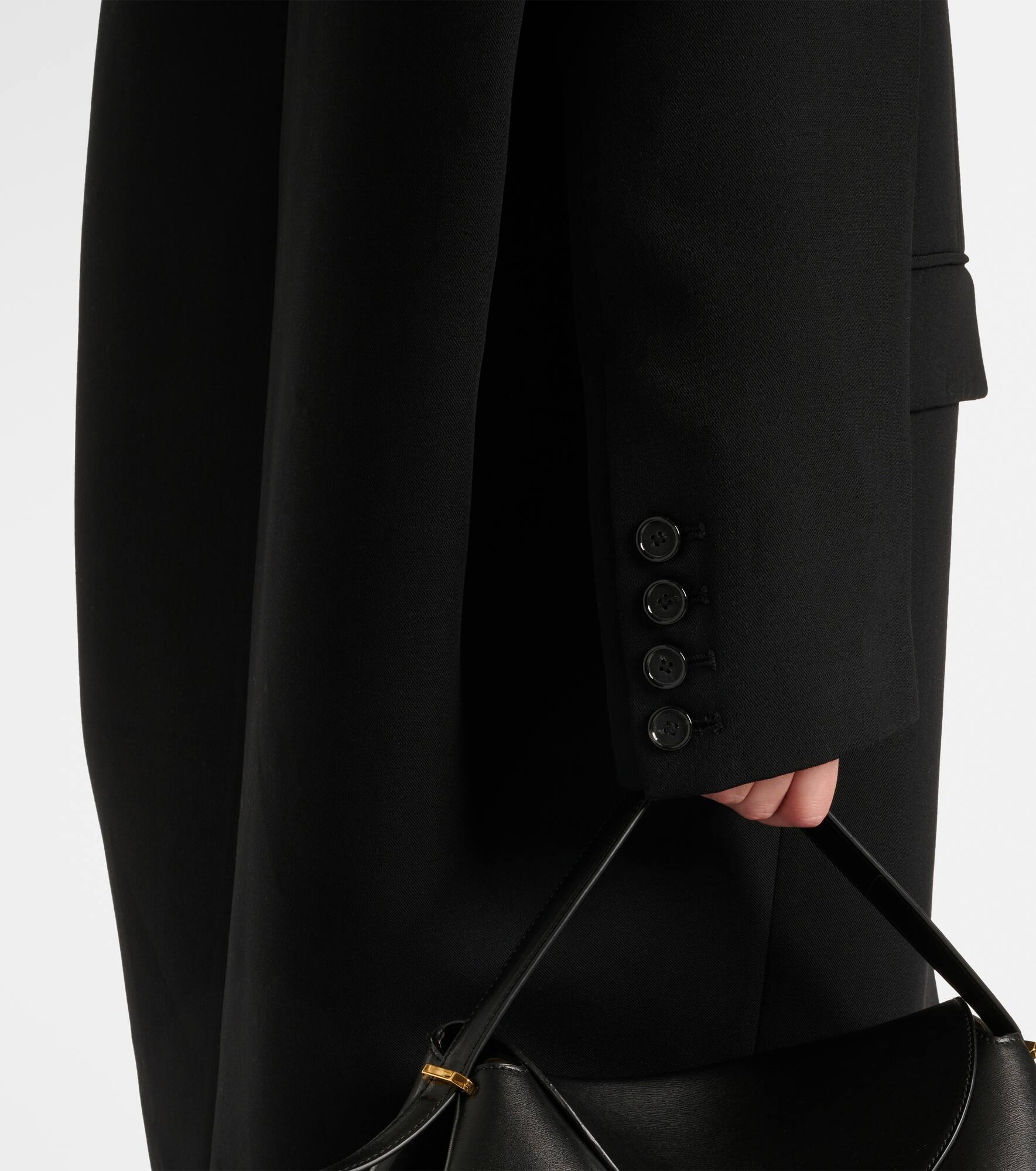 Deep pleated coat - 6