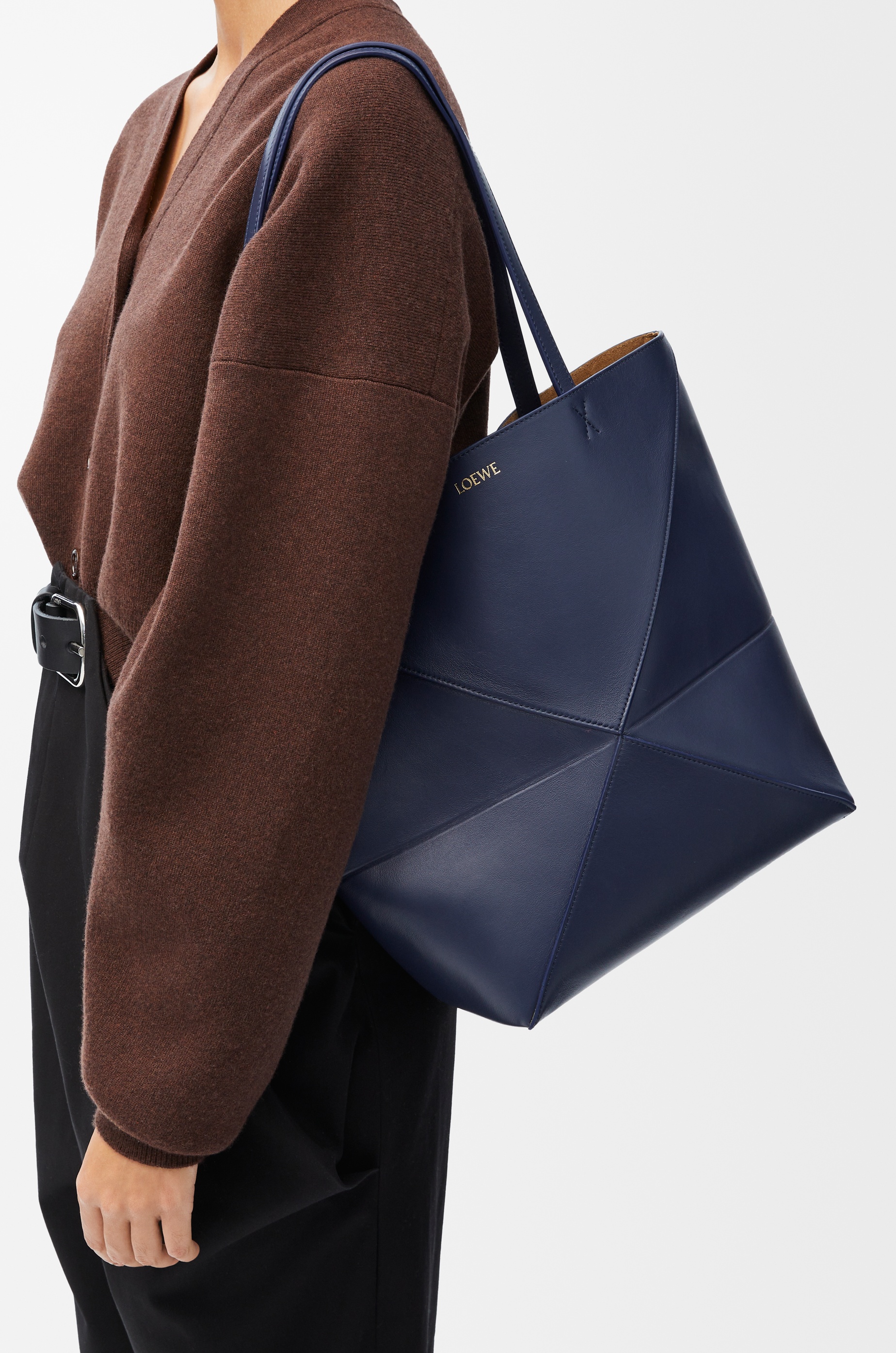 Puzzle Fold Tote in shiny calfskin - 2