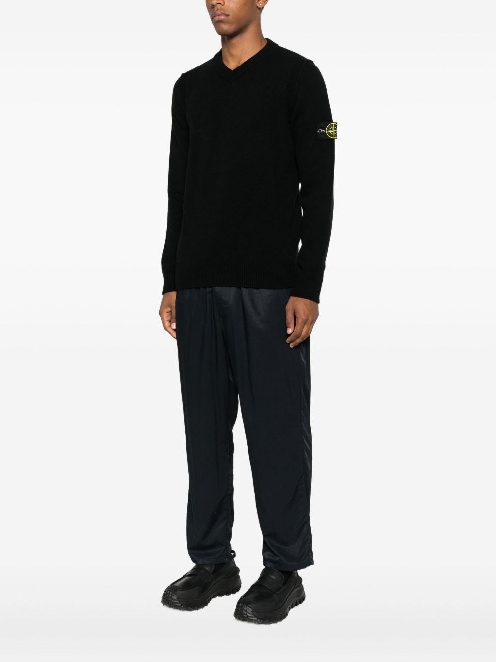 v-neck logo-badge sweater - 3