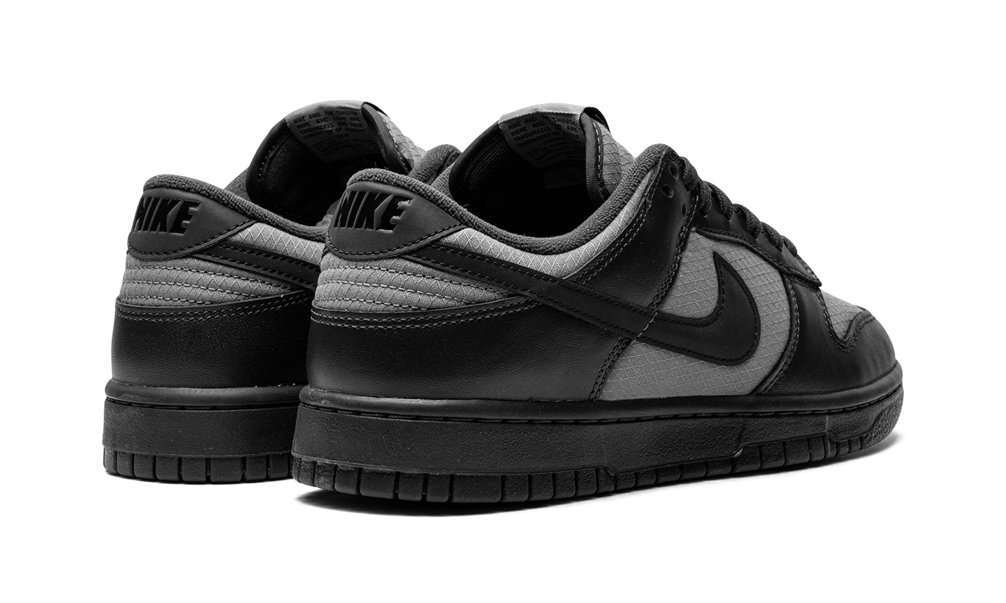 Dunk Low Retro SE - 3