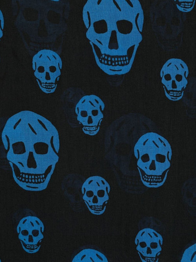 Alexander McQueen skull-print frayed-edge scarf outlook