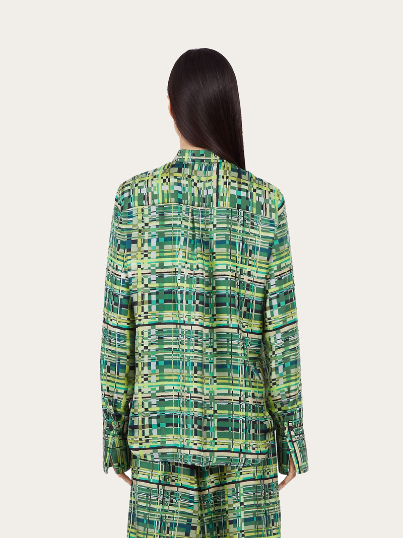 Long sleeved check shirt 3