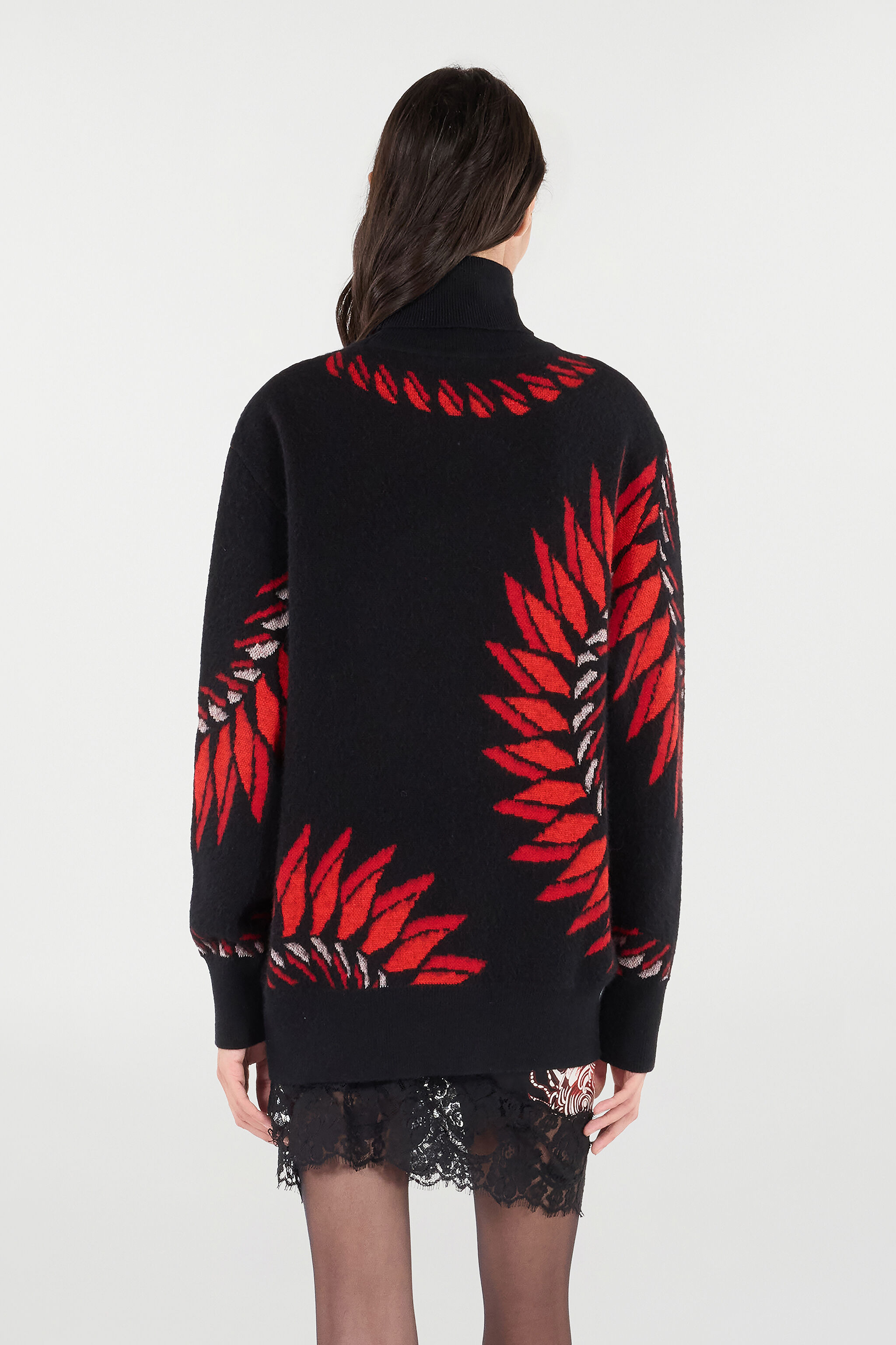 Long Sweater With Pattern And Dragon - 4