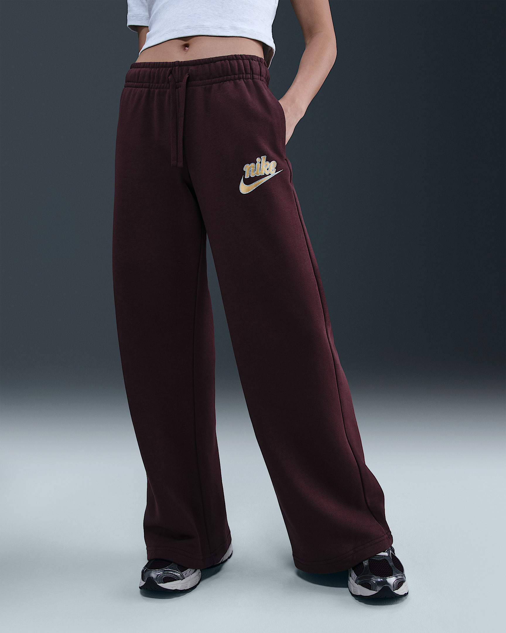 Nike Sportswear Club Fleece Women's Mid-Rise Wide-Leg Pants - 2