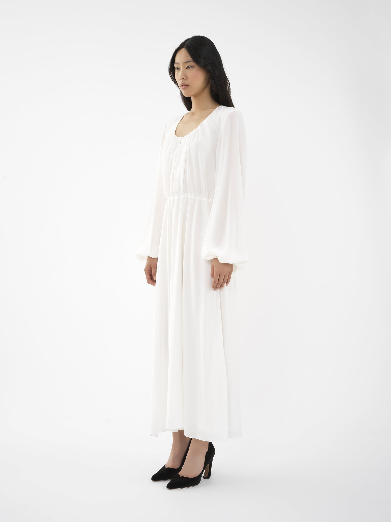 SCOOP-NECK LONG FLARED DRESS - 4