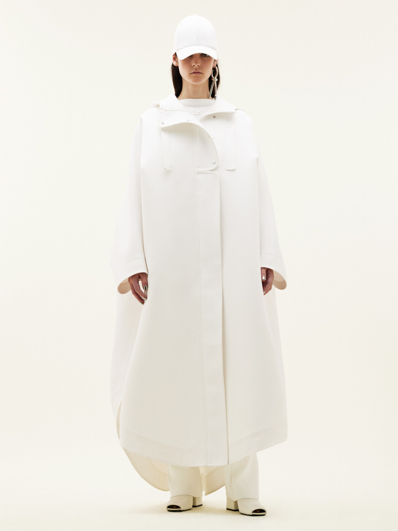 courrèges DOUBLE GABARDINE CAPE outlook