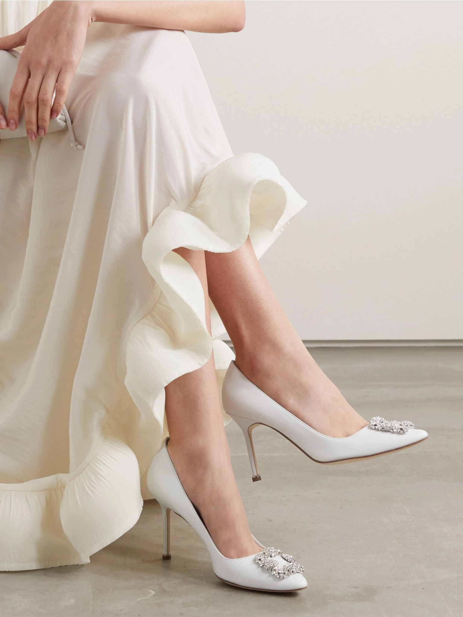 Hangisi 90 crystal-embellished leather pumps White - 2