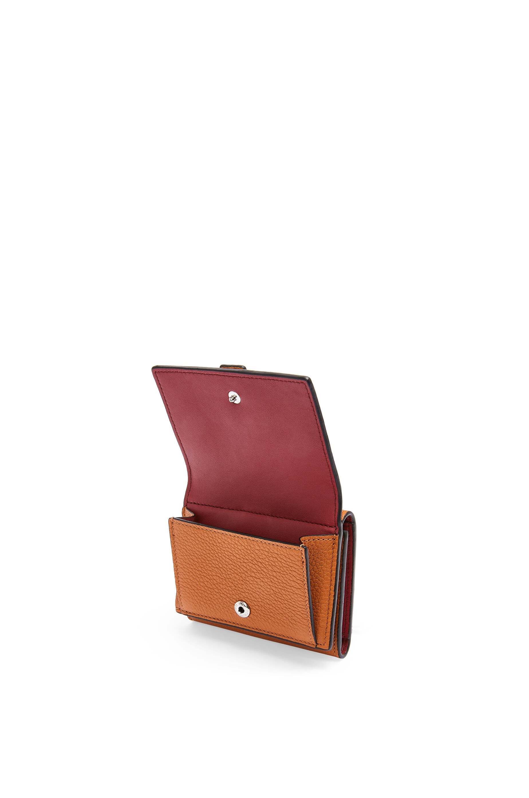Trifold wallet in soft grained calfskin - 3