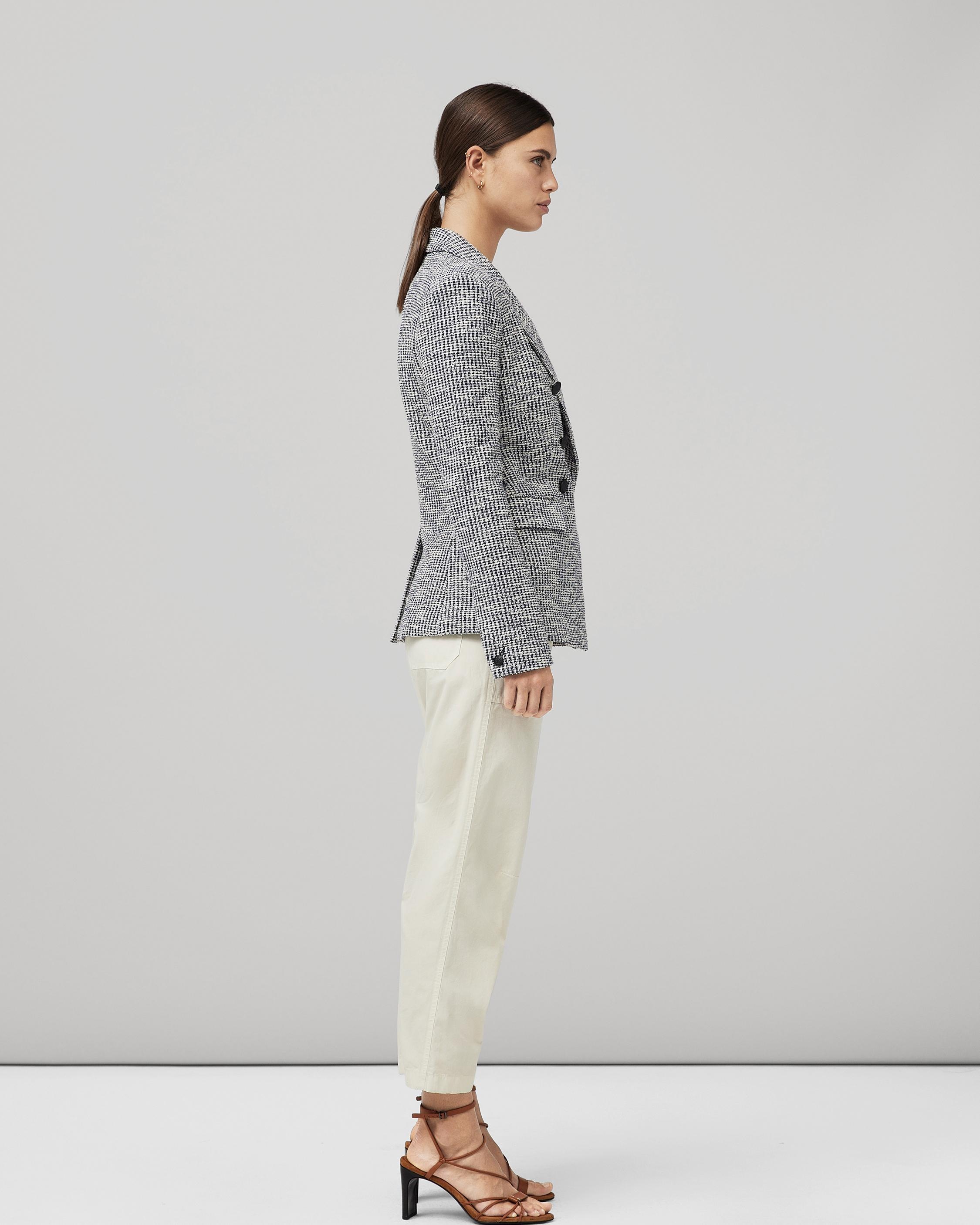 Preston Cotton Blazer
Classic Fit Blazer - 4