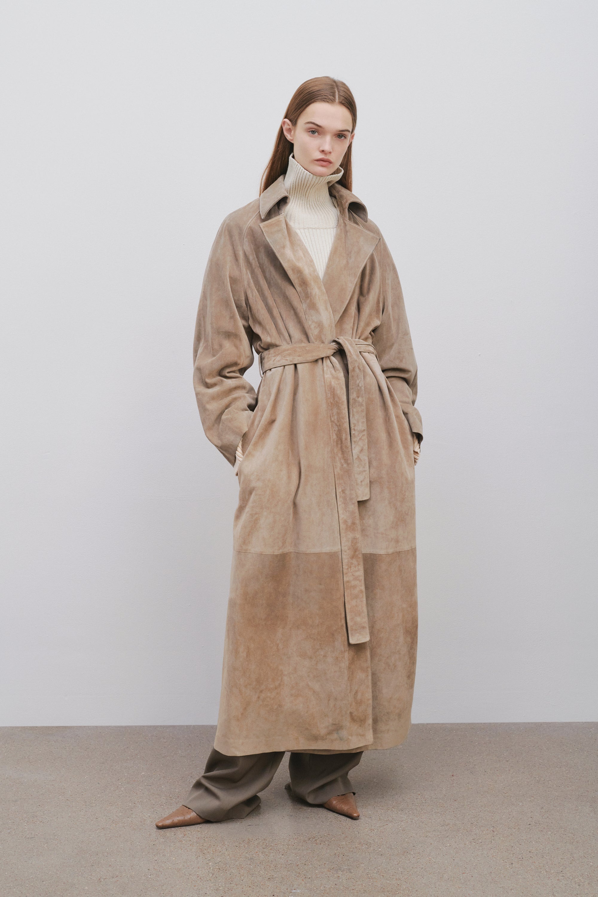 Poseidone Coat in Sueded Leather - 3