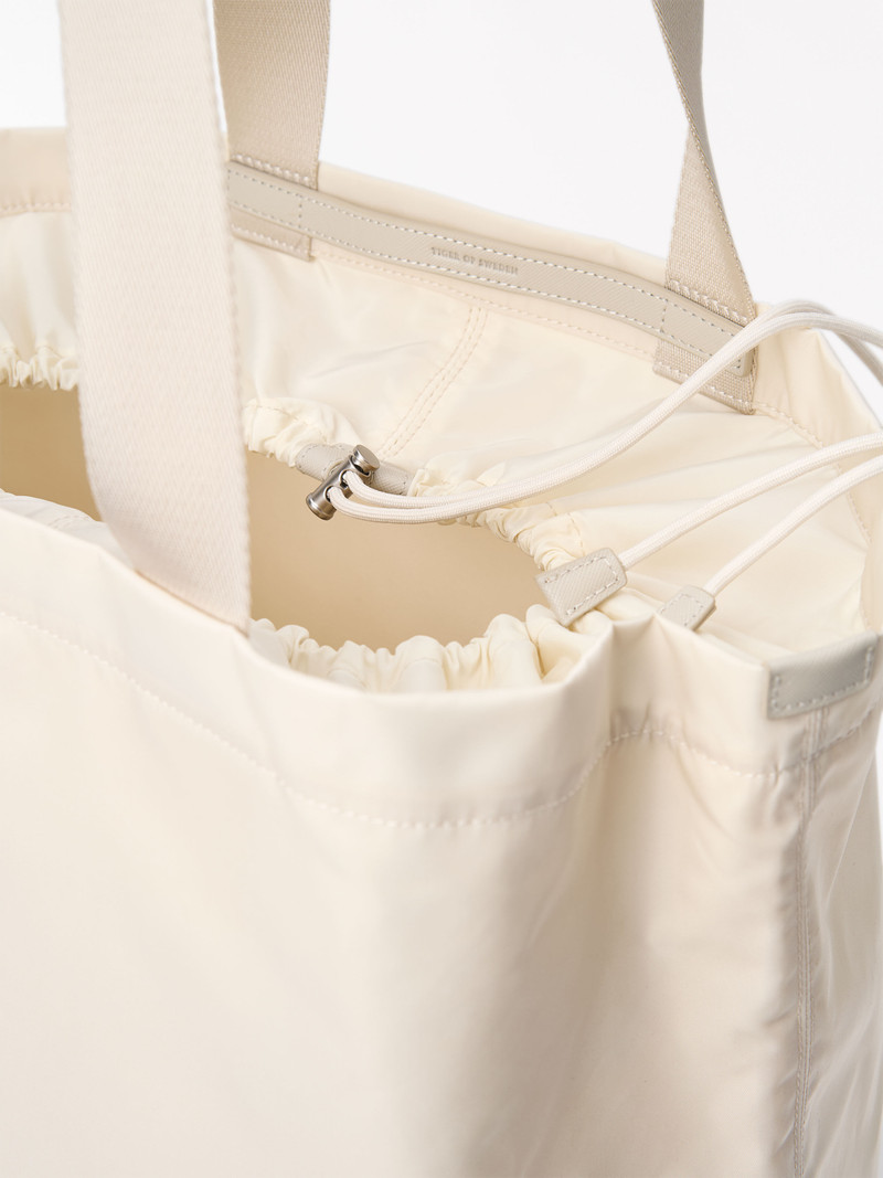 Pera Nylon Tote Bag 3