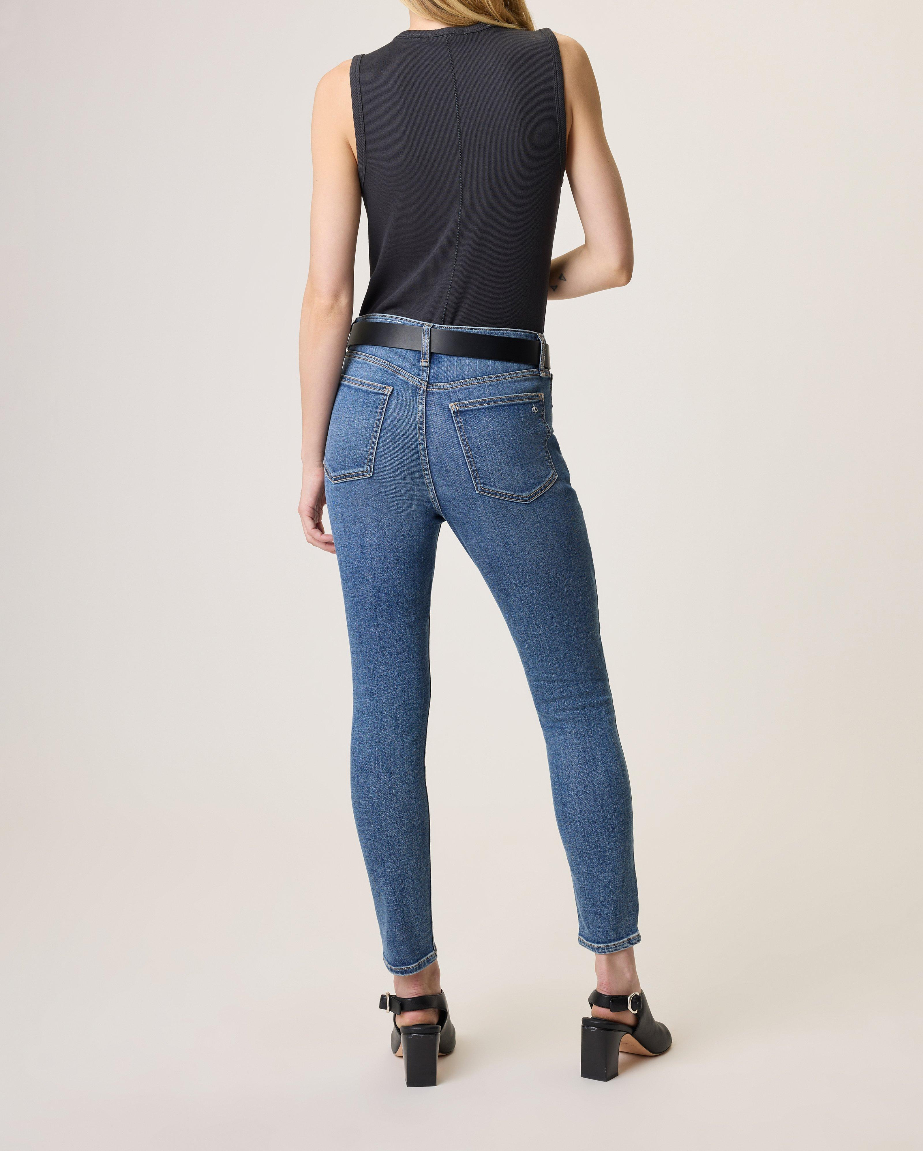 Nina Skinny Jeans
High Stretch Denim in Medium - 2
