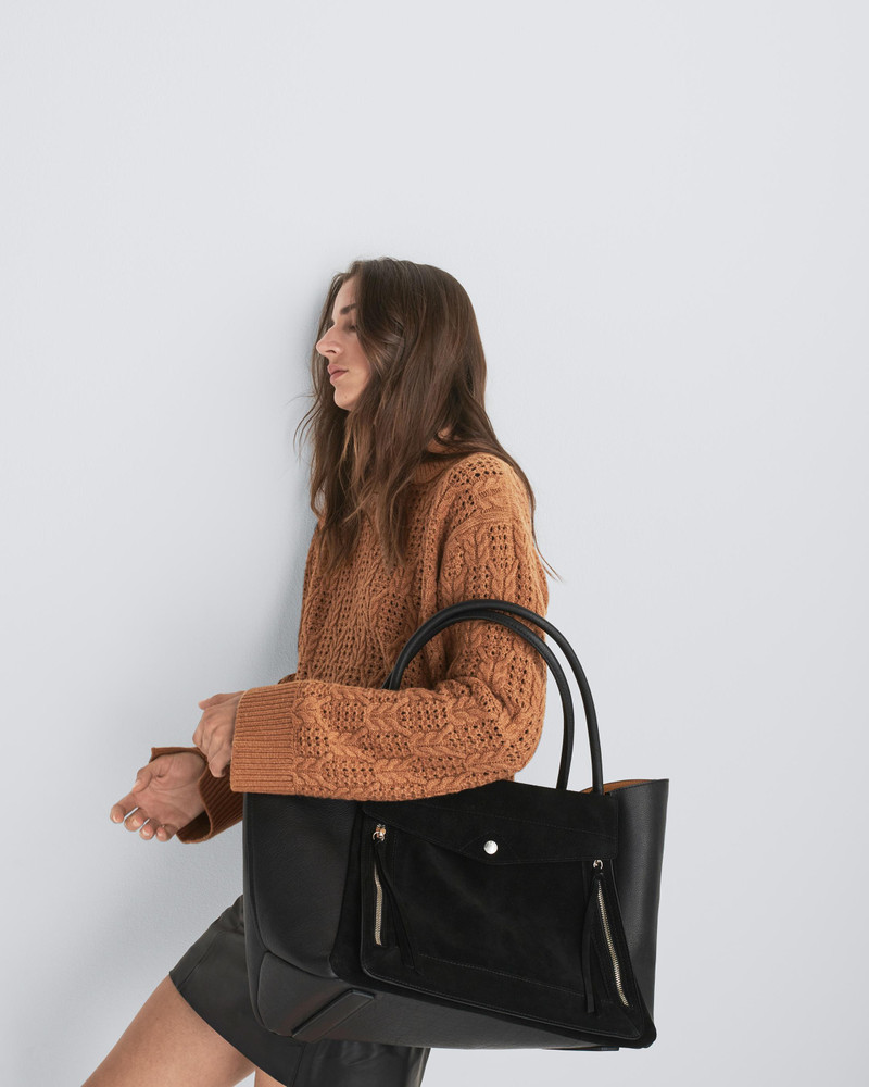 Runner Tote - Suede & Leather
Large Tote Bag 6