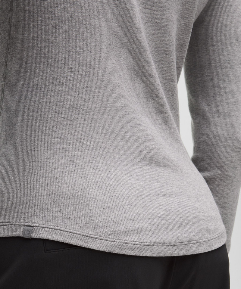 Hold Tight Long-Sleeve Turtleneck 5