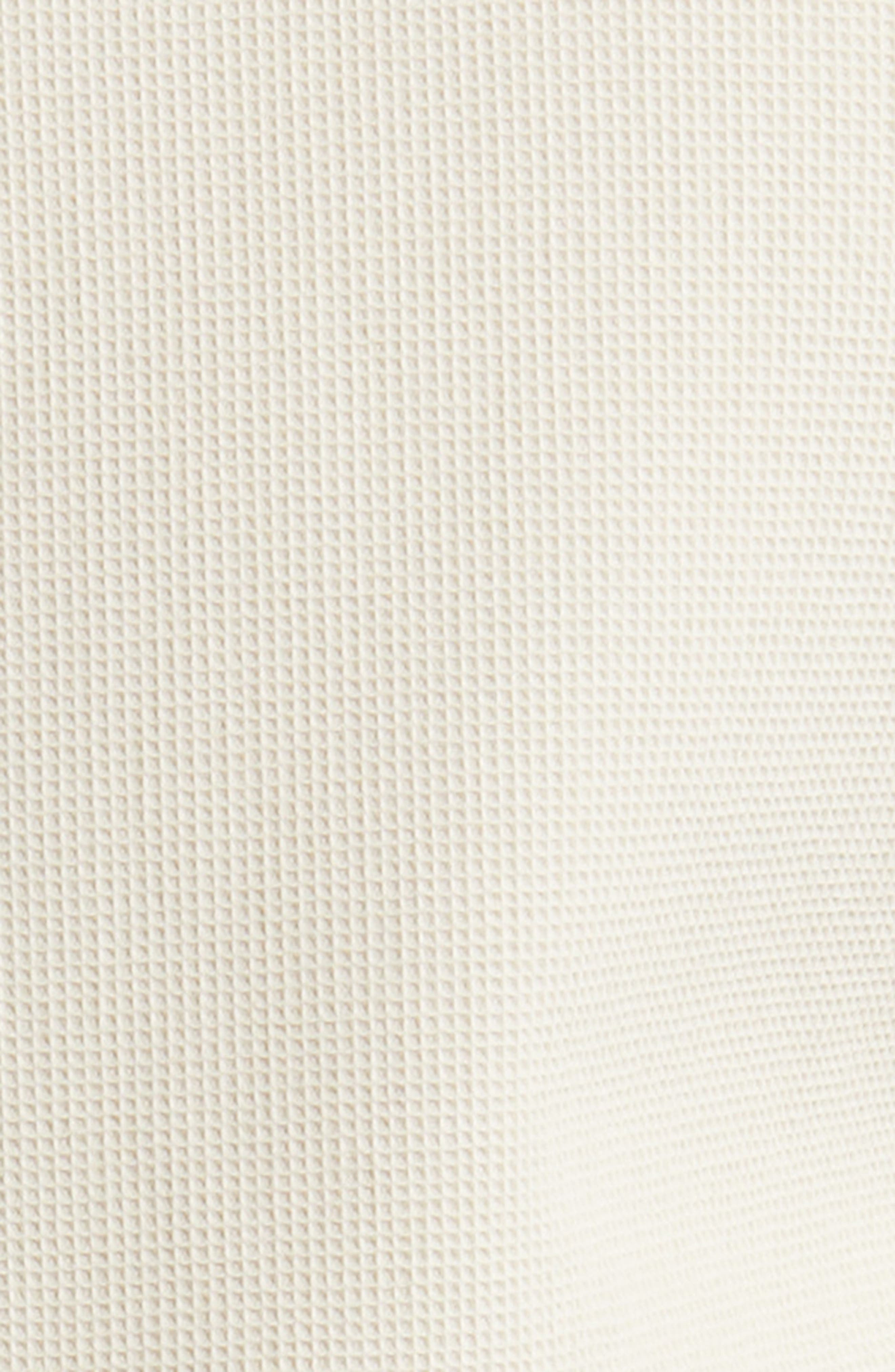 Textured Short Sleeve Button-Up Shirt - 6