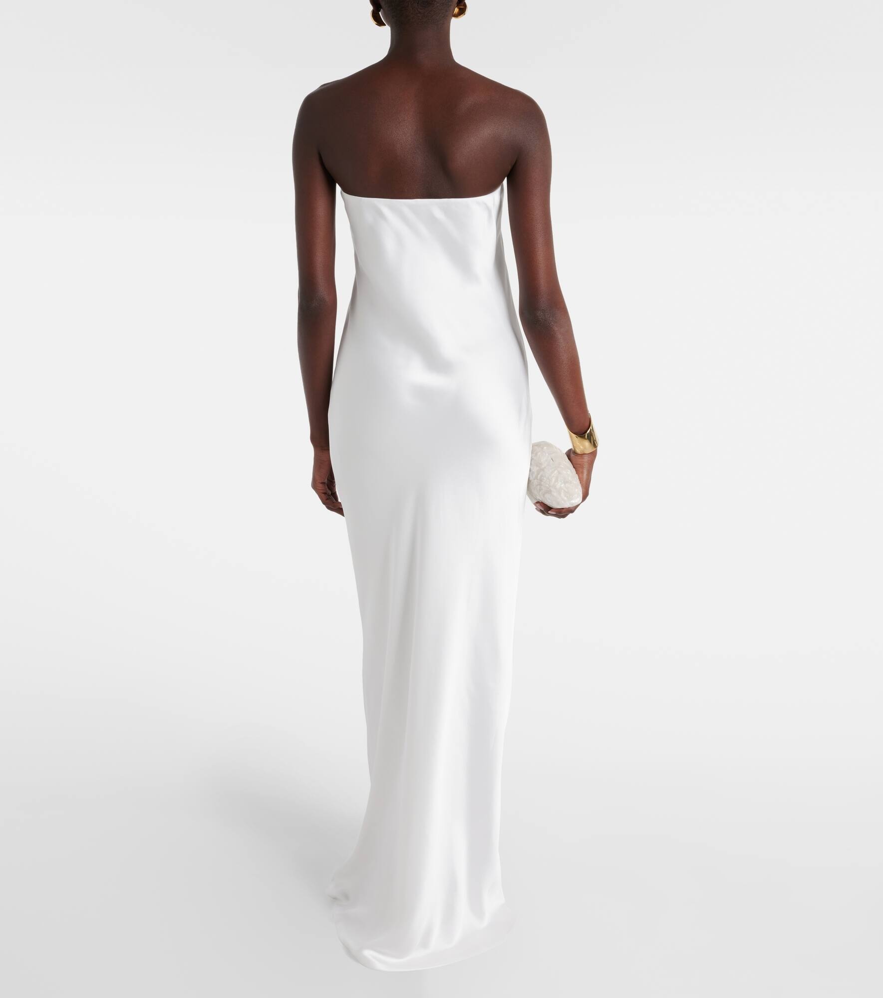 Crêpe satin gown - 3