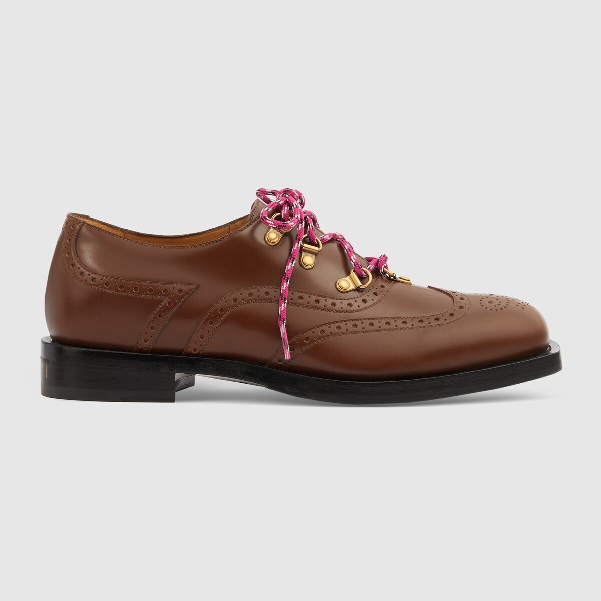 Men's lace-up shoe with brogue details - 1