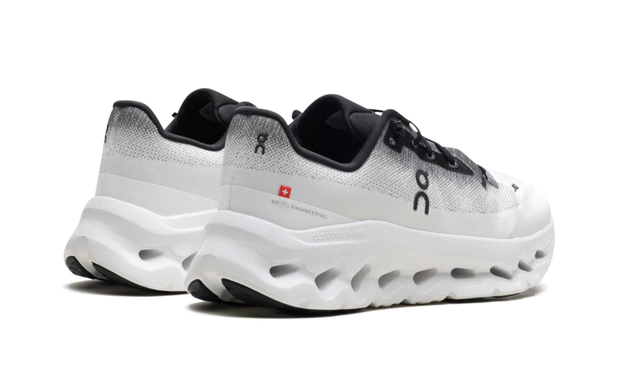 Cloudtilt "Black | Ivory" - 3