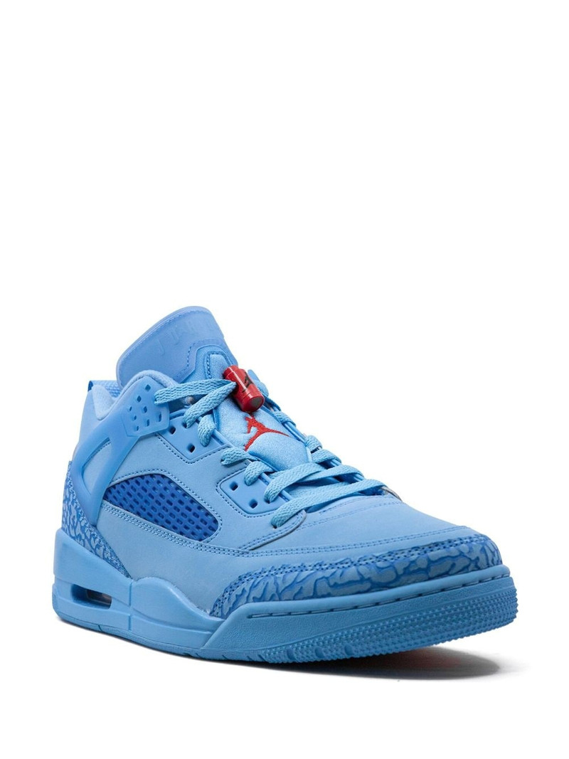 Jordan Spizike Low "Houston Oilers" sneakers outlook