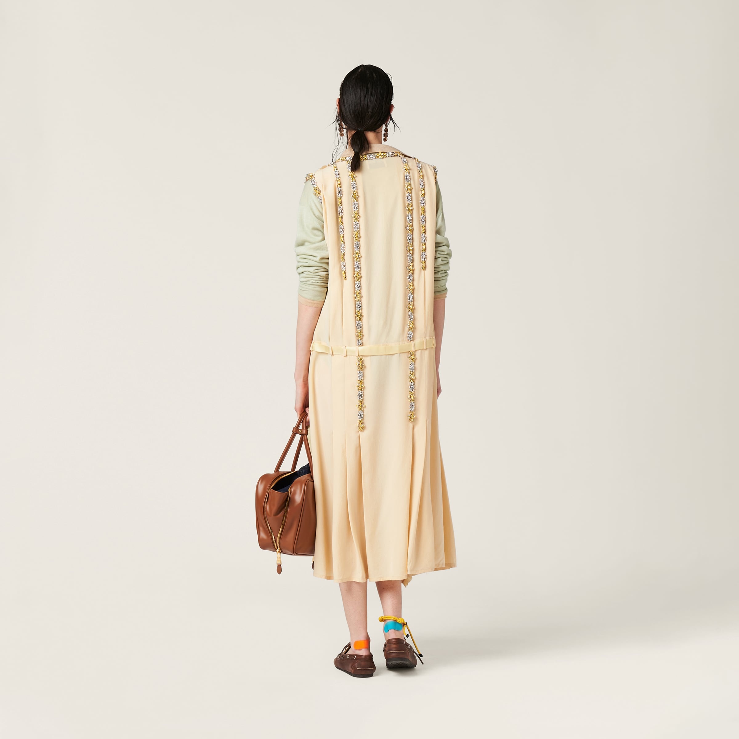 Embroidered marocain dress - 3