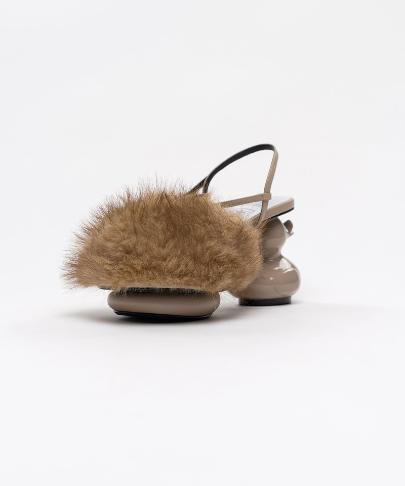 Duck Heel Fur Sandals 13