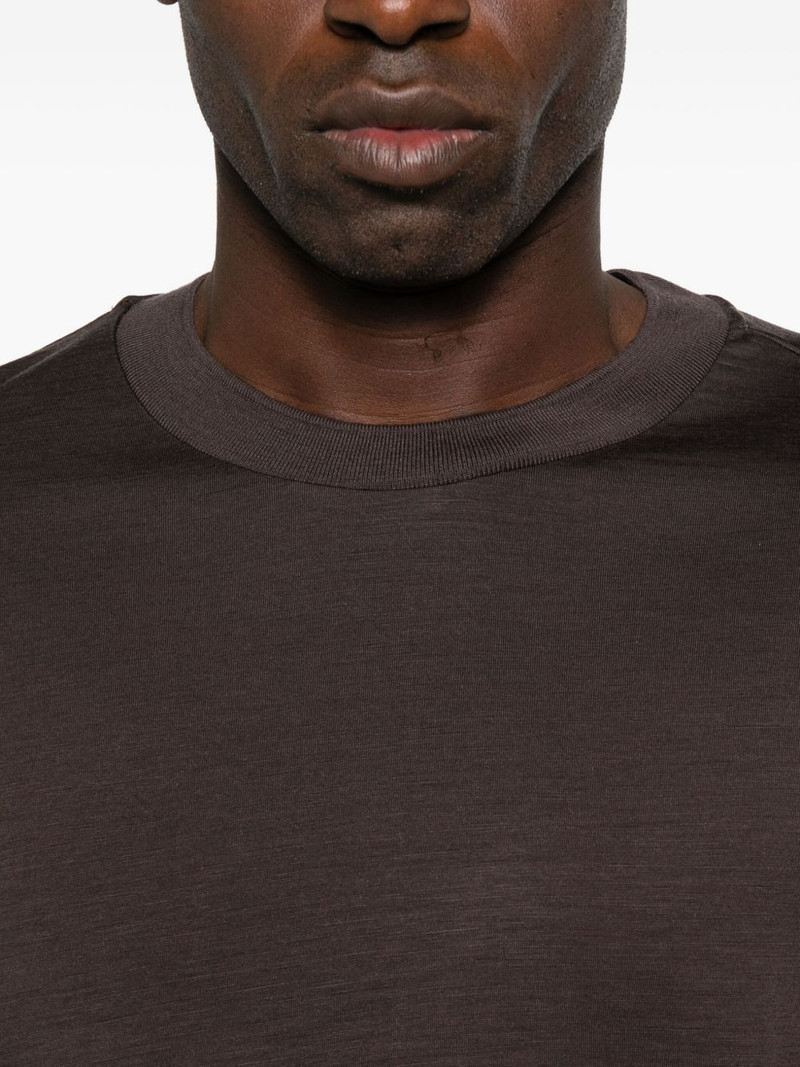 short-sleeve t-shirt 4