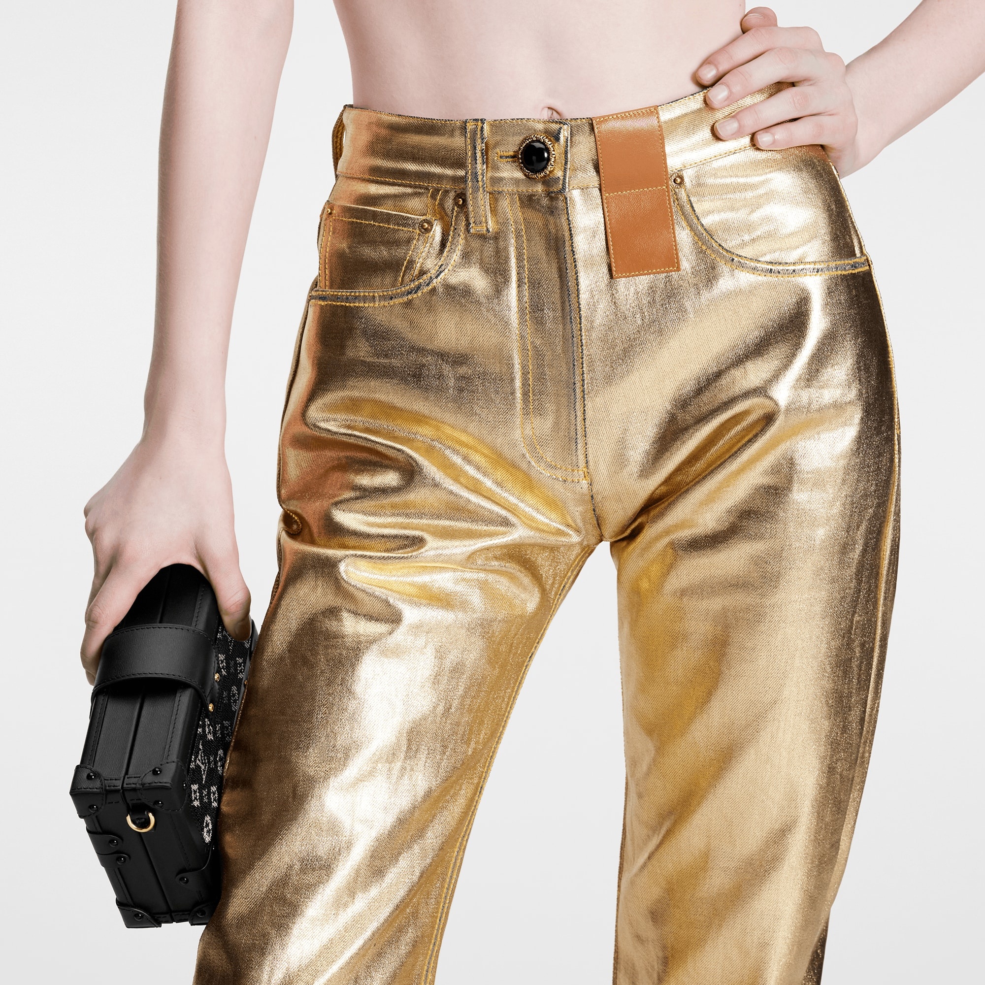 Golden Straight-Cut Jeans - 4