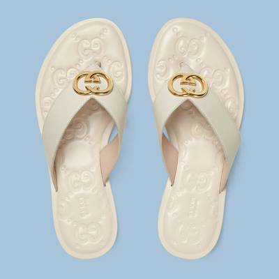 GUCCI Women's Interlocking G thong sandal outlook