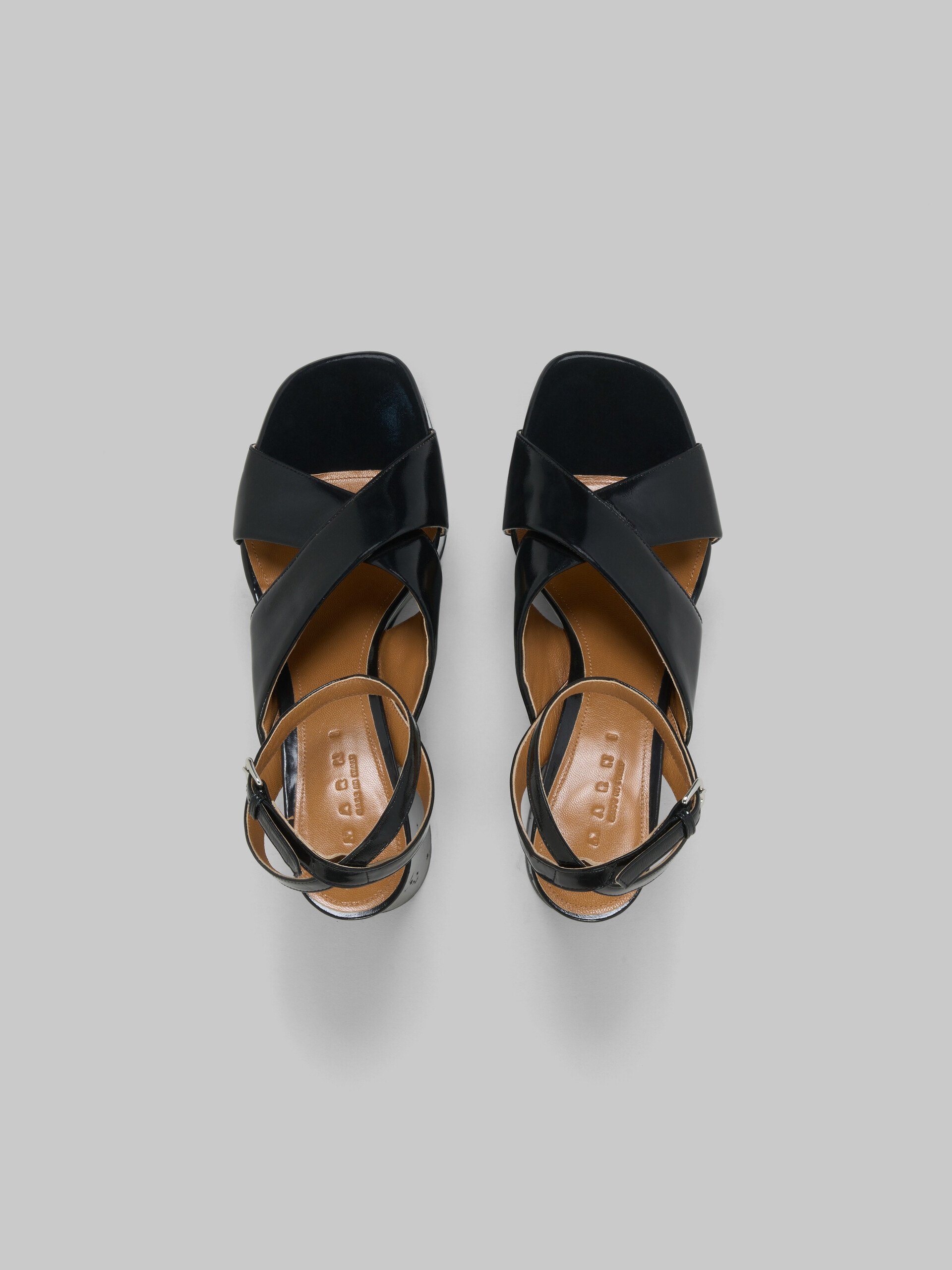 BLACK PATENT LEATHER PLATFORM SANDAL - 4